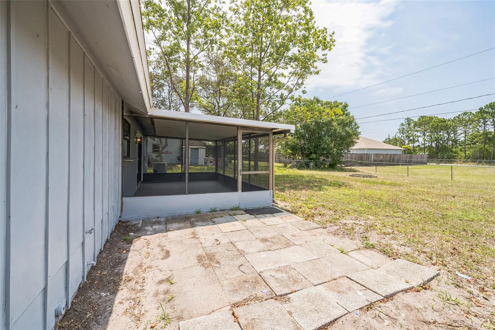 Image 11 of 34 For 1680 Travis Street Se