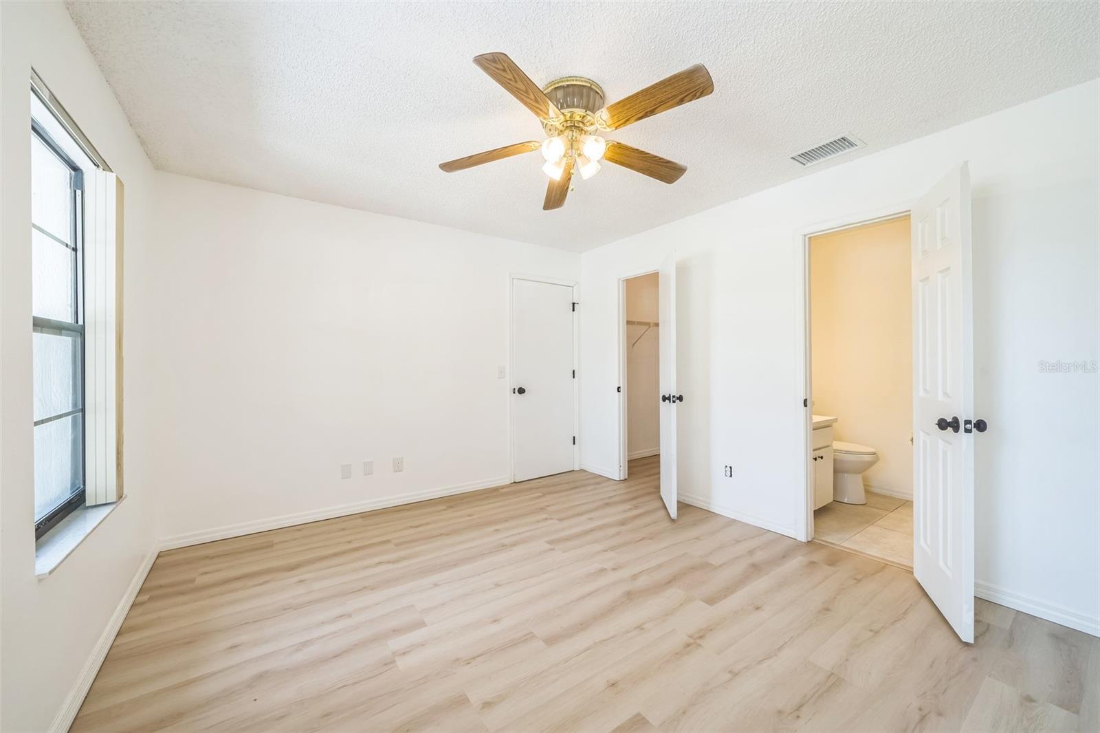 Image 20 of 34 For 1680 Travis Street Se