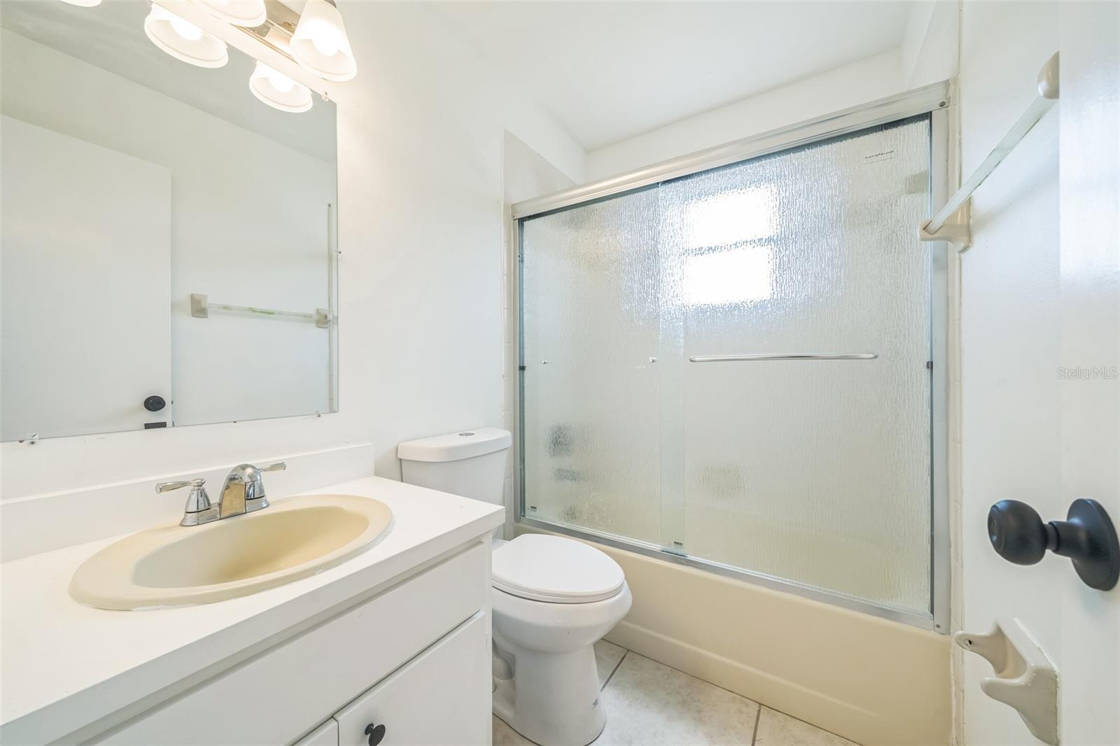 Image 23 of 34 For 1680 Travis Street Se