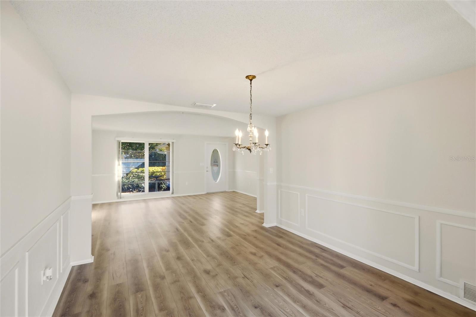 Image 10 of 46 For 5264 Kent Road