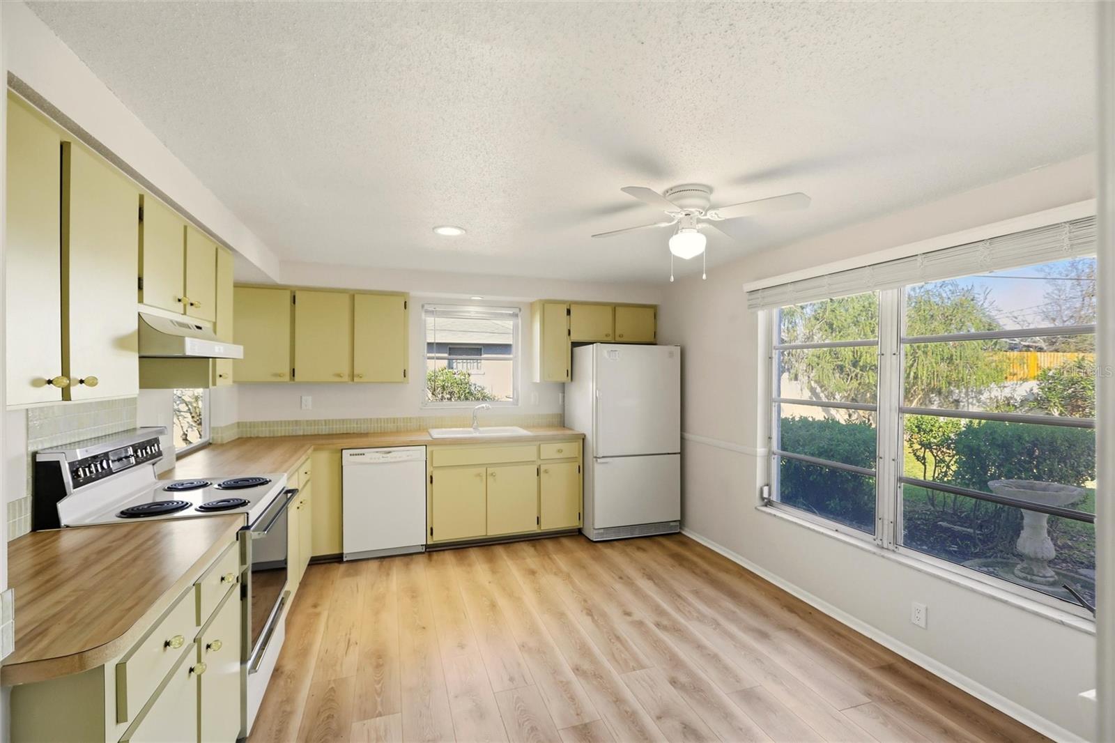 Image 15 of 46 For 5264 Kent Road