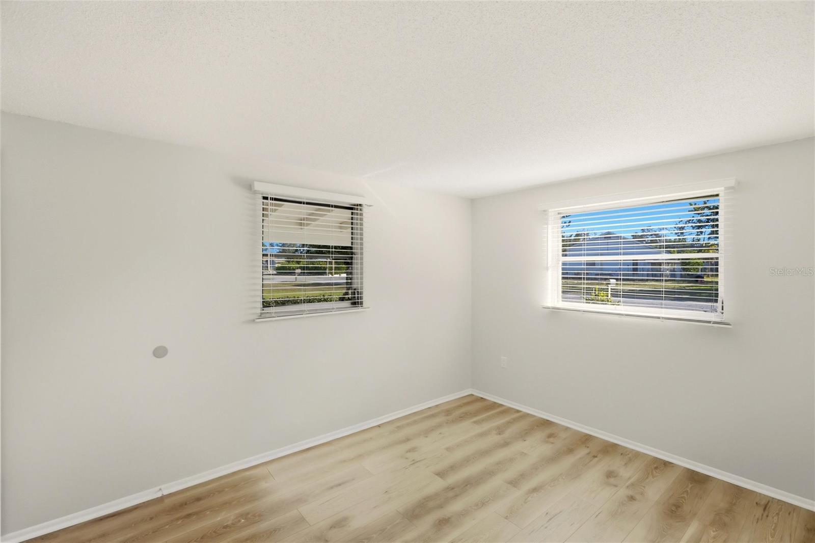 Image 27 of 46 For 5264 Kent Road