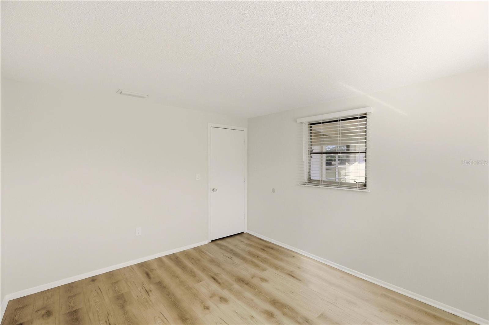 Image 28 of 46 For 5264 Kent Road