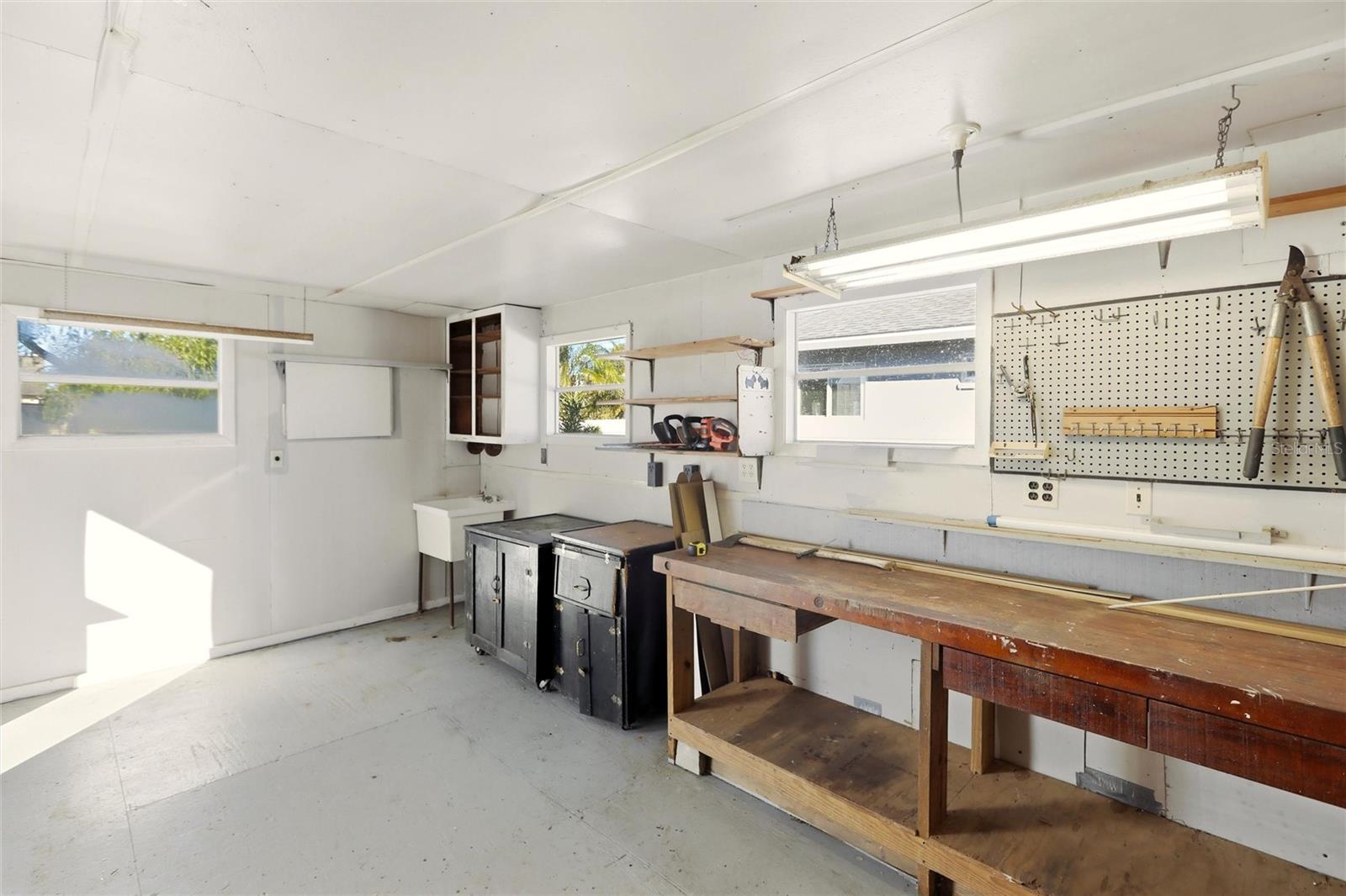 Image 38 of 46 For 5264 Kent Road