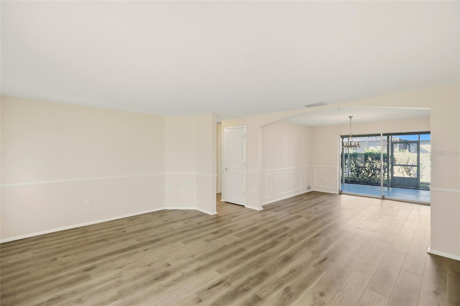 Image 9 of 46 For 5264 Kent Road