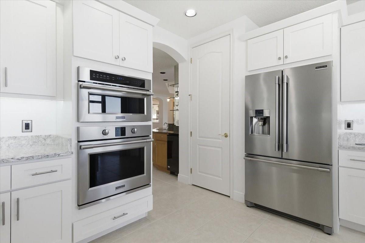 Image 17 of 52 For 6515 Moorings Point Circle 102