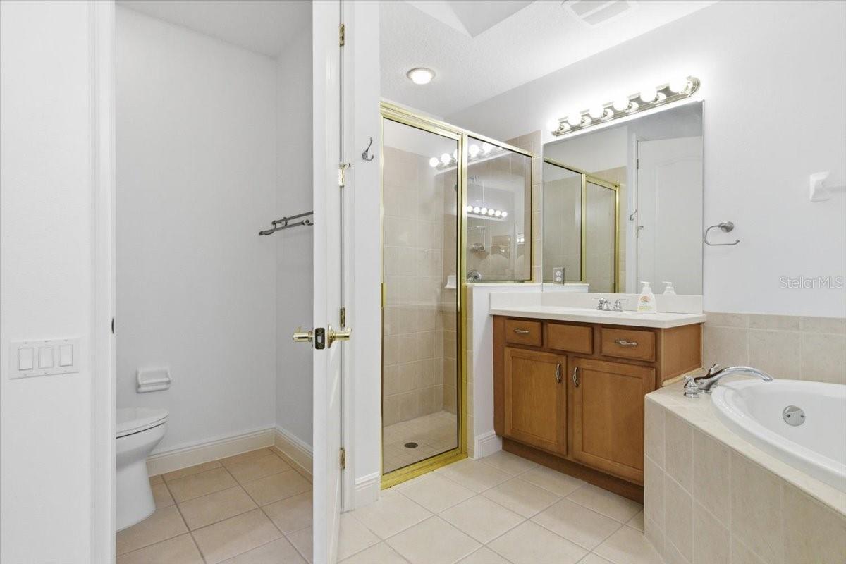 Image 32 of 52 For 6515 Moorings Point Circle 102