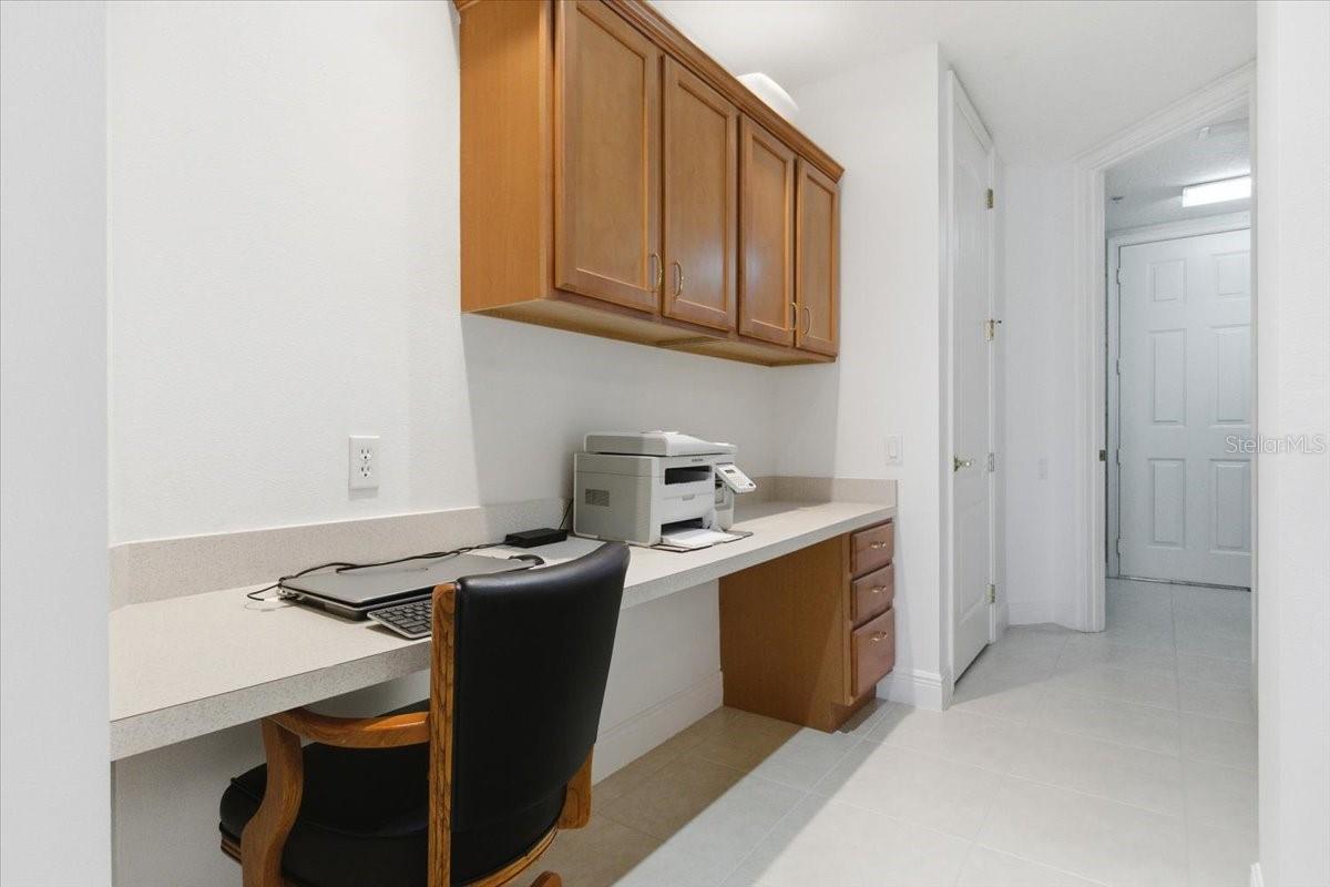 Image 39 of 52 For 6515 Moorings Point Circle 102