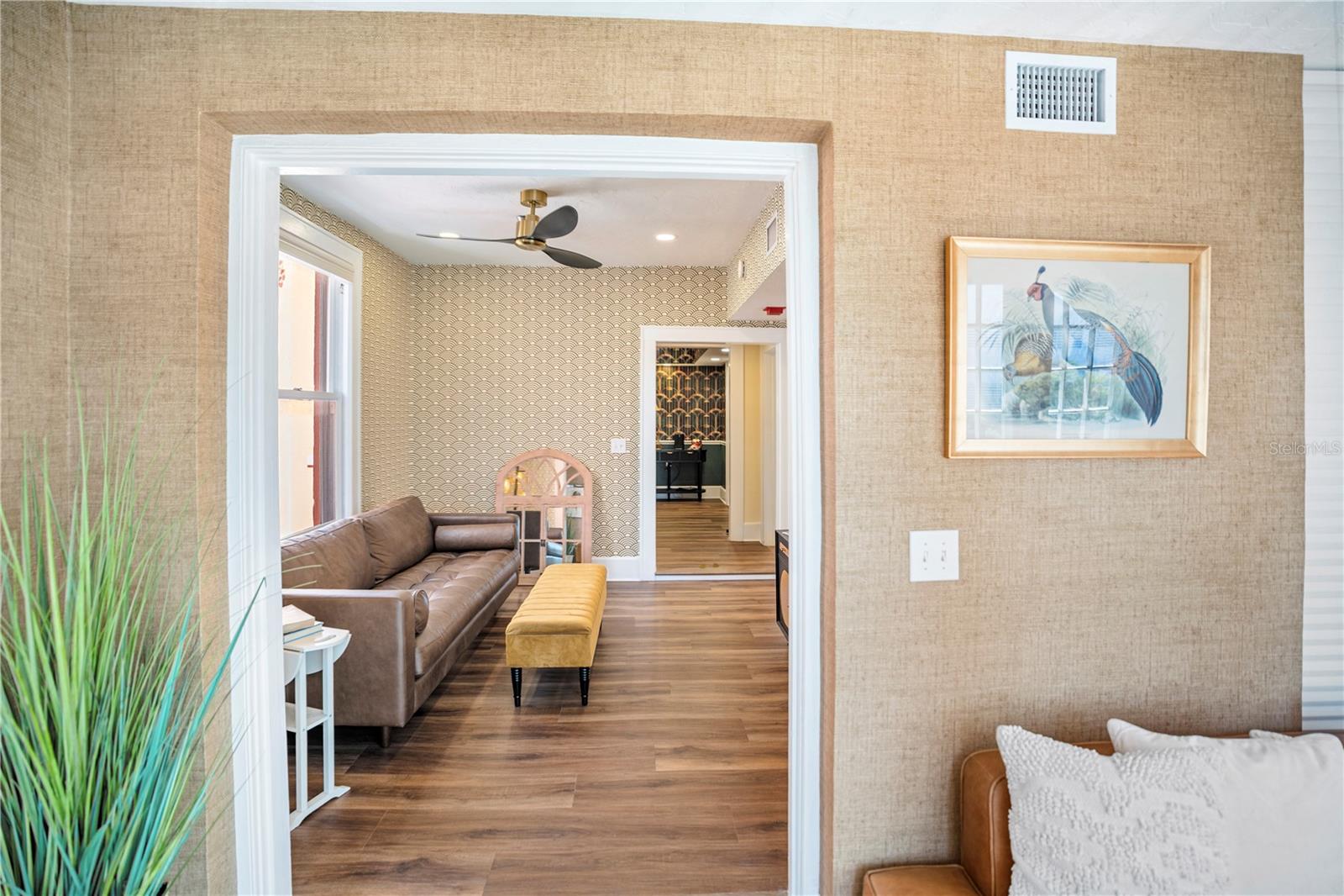 Image 19 of 42 For 1221 Palm Avenue 303