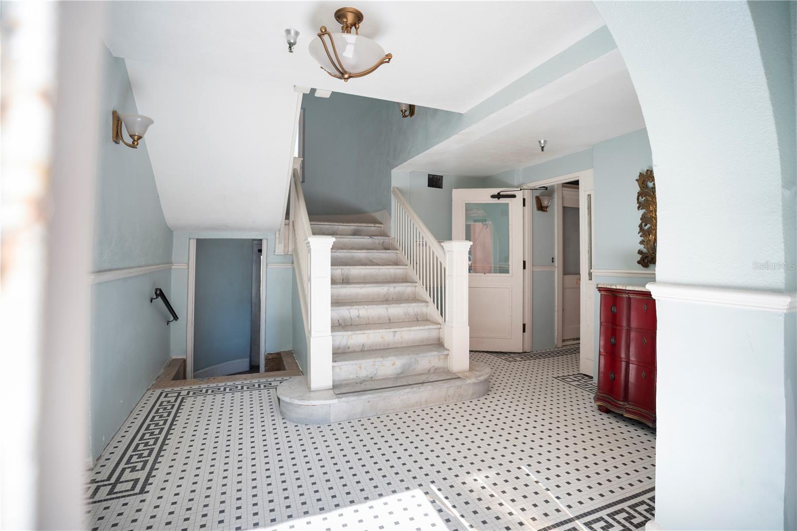 Image 29 of 42 For 1221 Palm Avenue 303