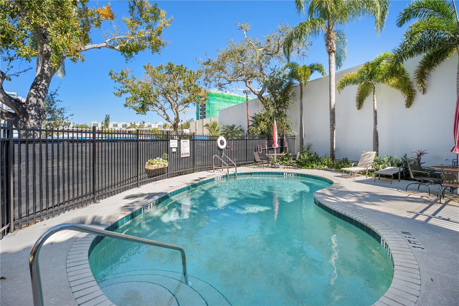 Image 31 of 42 For 1221 Palm Avenue 303