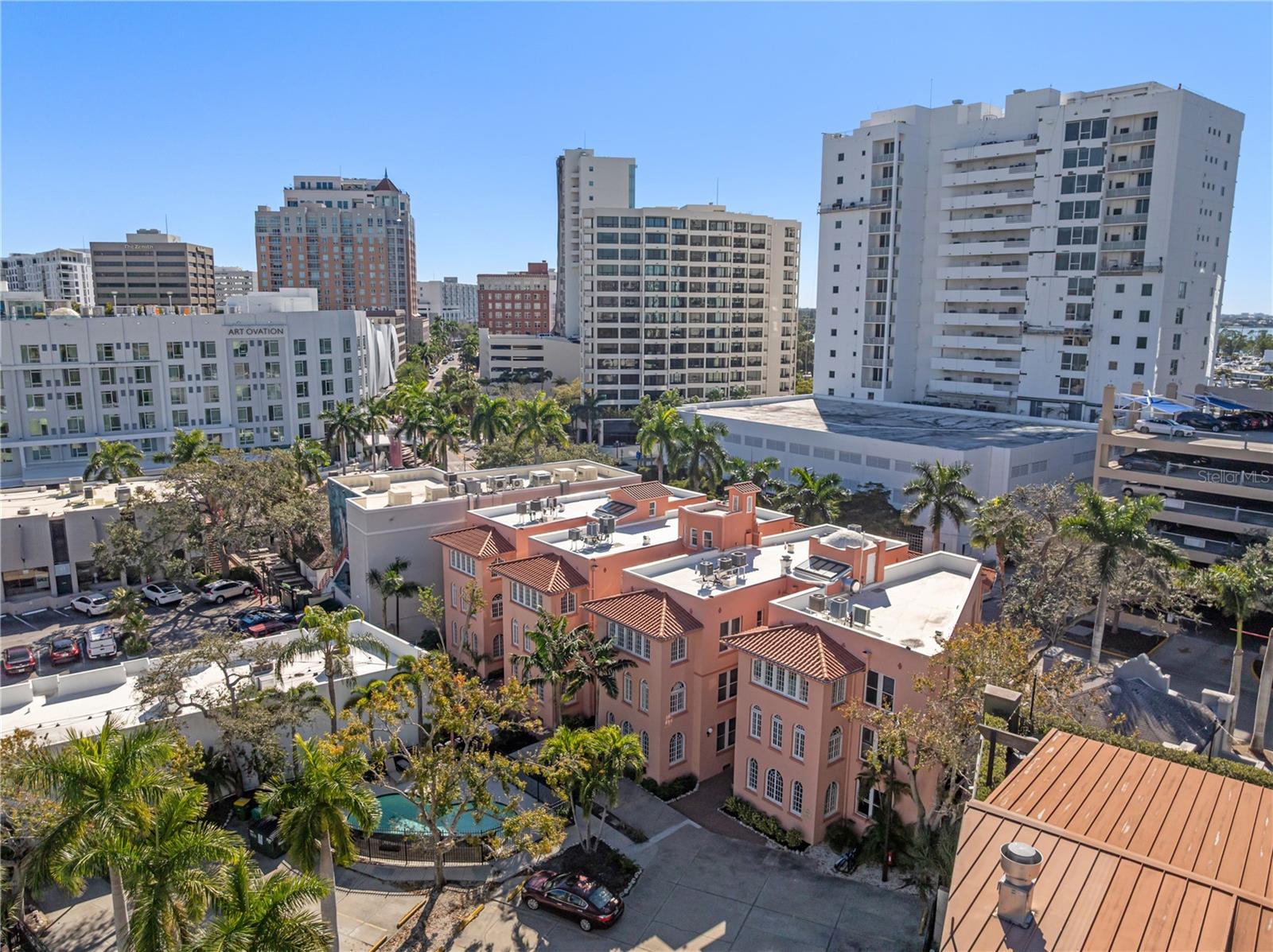 Image 41 of 42 For 1221 Palm Avenue 303