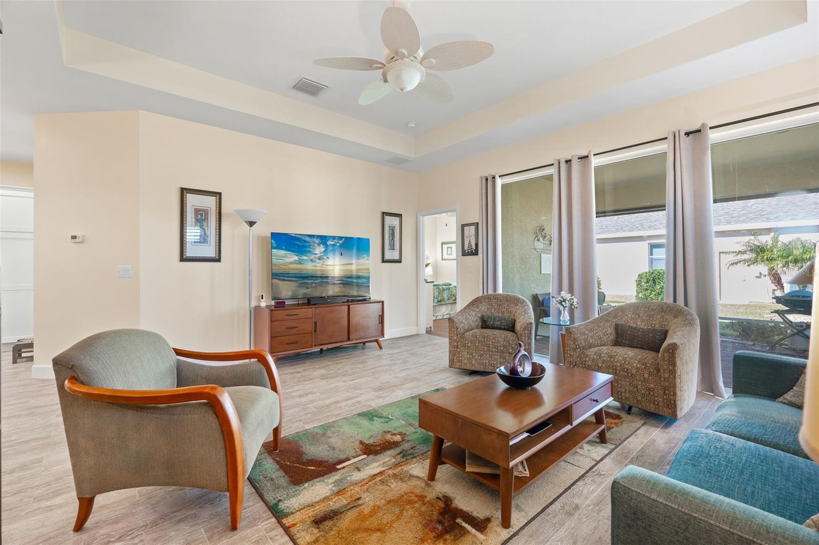 Image 15 of 41 For 703 Chipper Drive