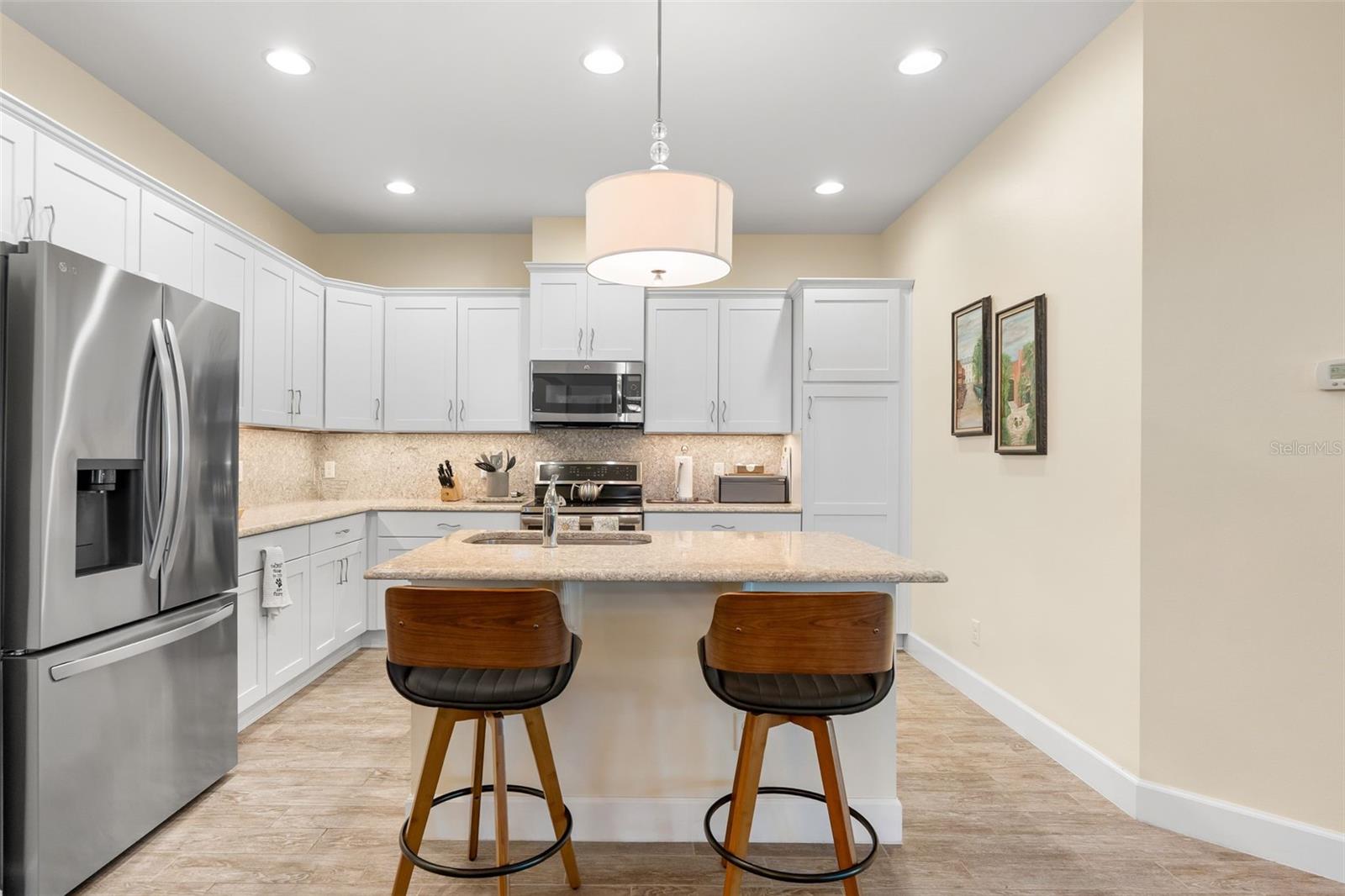 Image 20 of 41 For 703 Chipper Drive