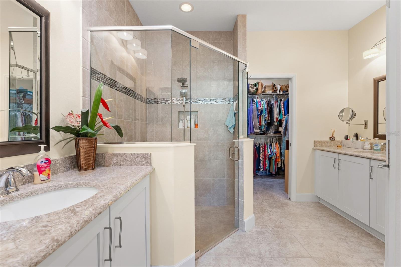 Image 32 of 41 For 703 Chipper Drive