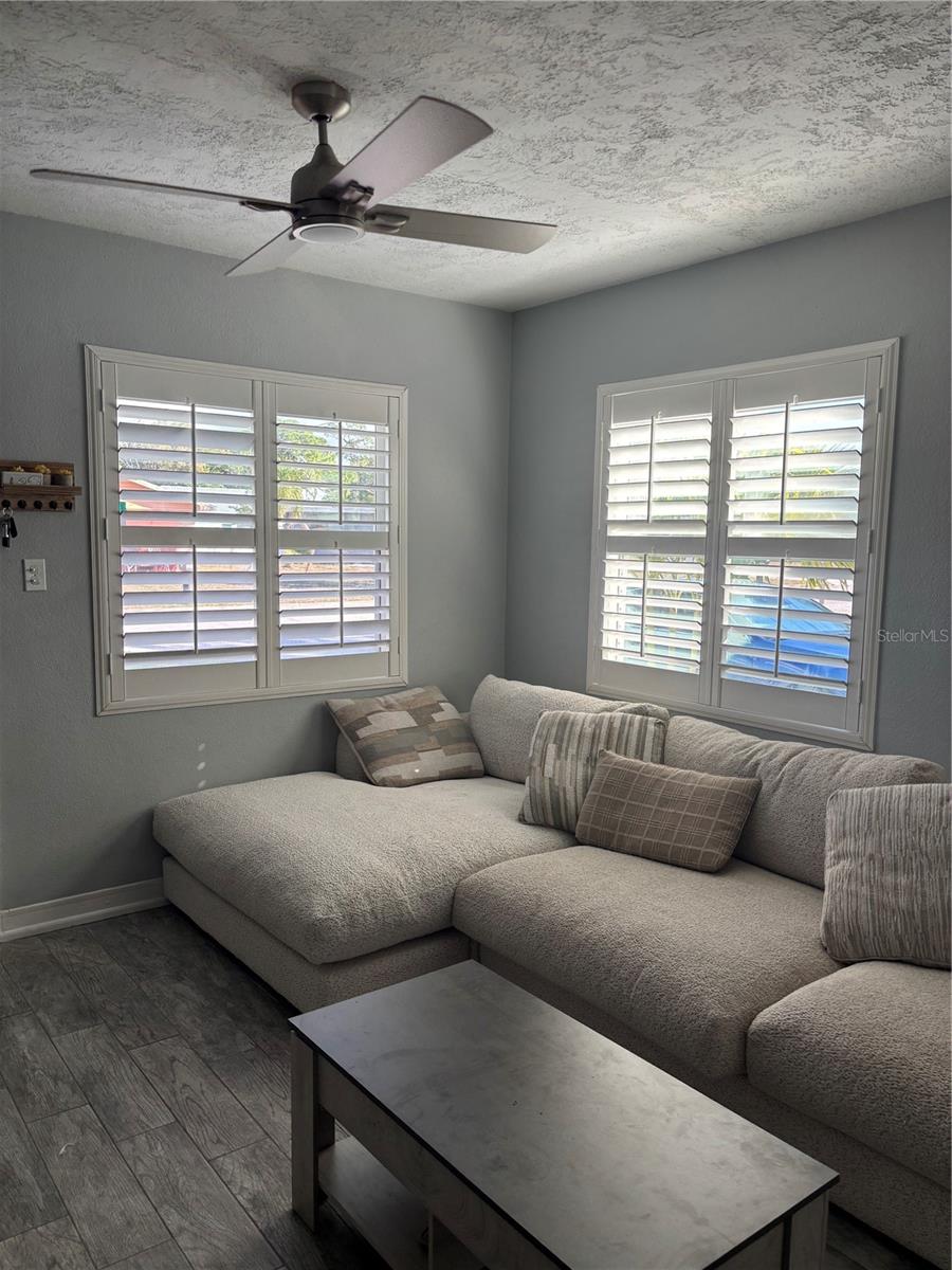 Image 3 of 31 For 304 53rd Street W