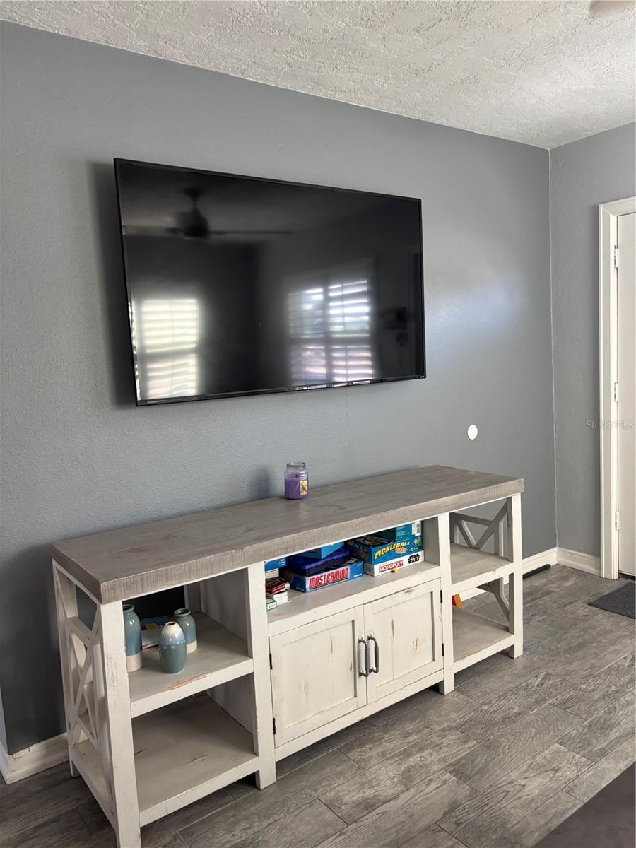 Image 5 of 31 For 304 53rd Street W