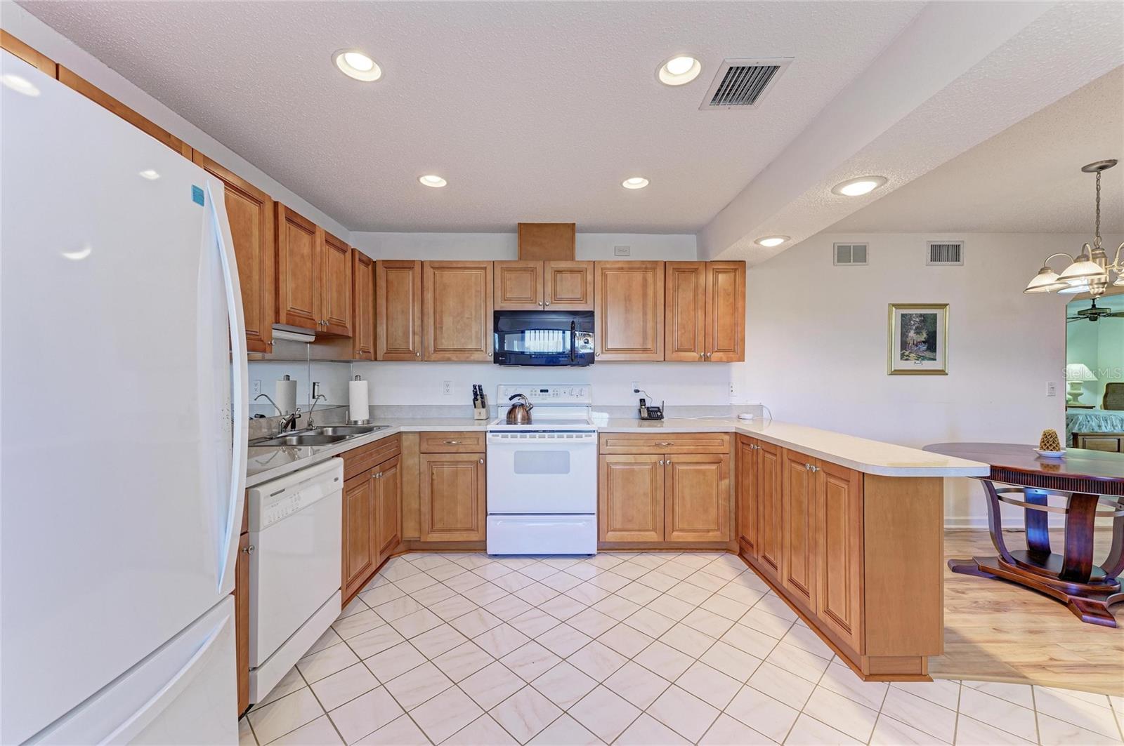 Image 15 of 41 For 5400 34th Street W B16