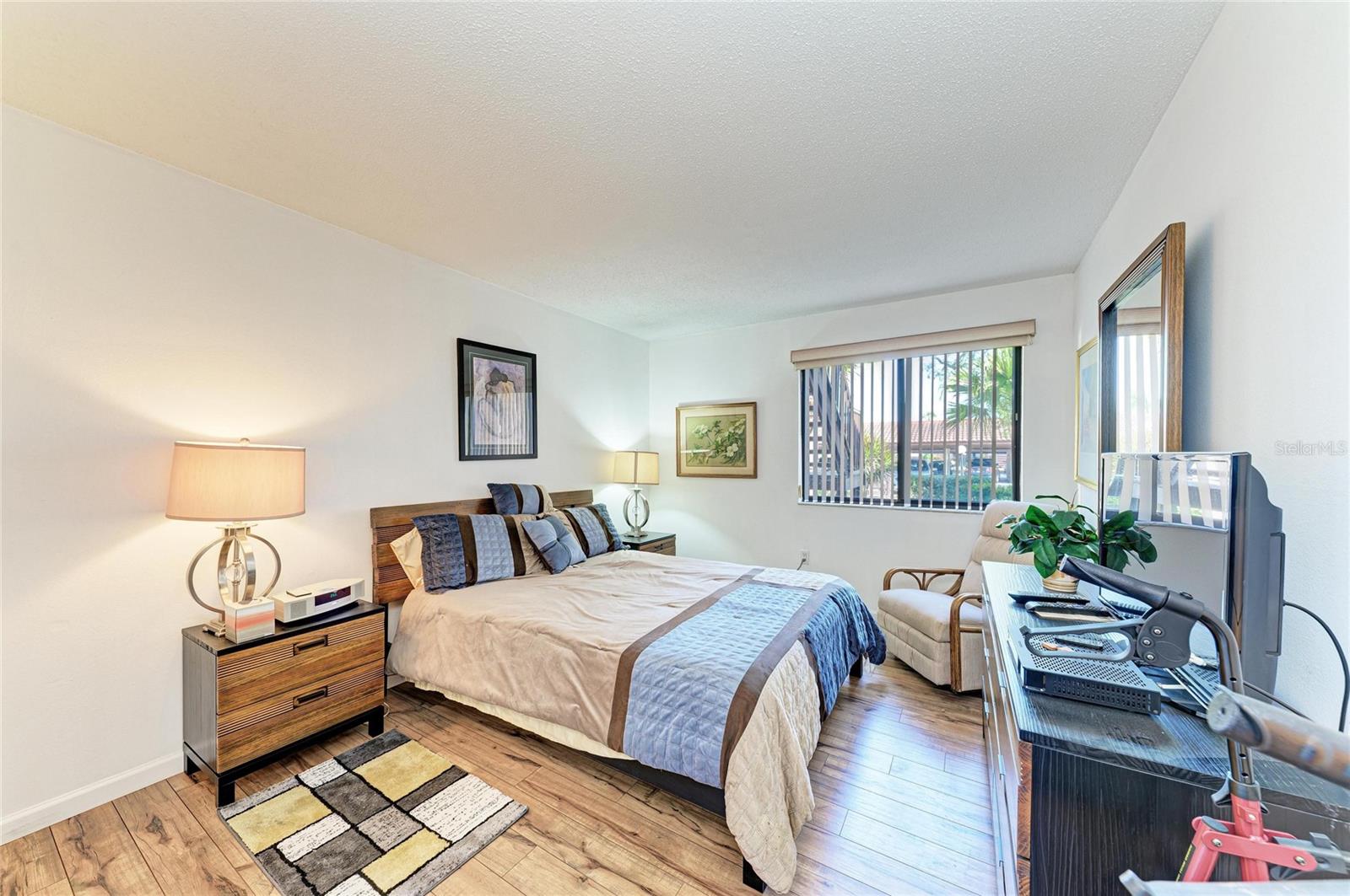 Image 24 of 41 For 5400 34th Street W B16