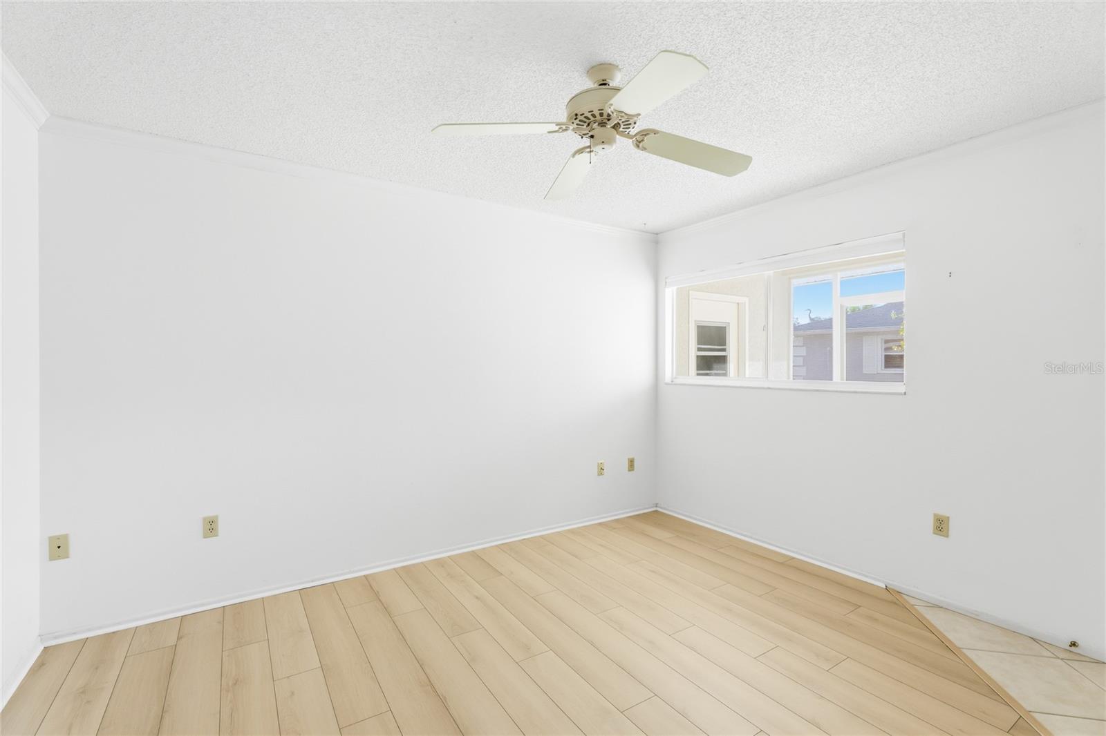 Image 23 of 42 For 3693 Bonaventure Court