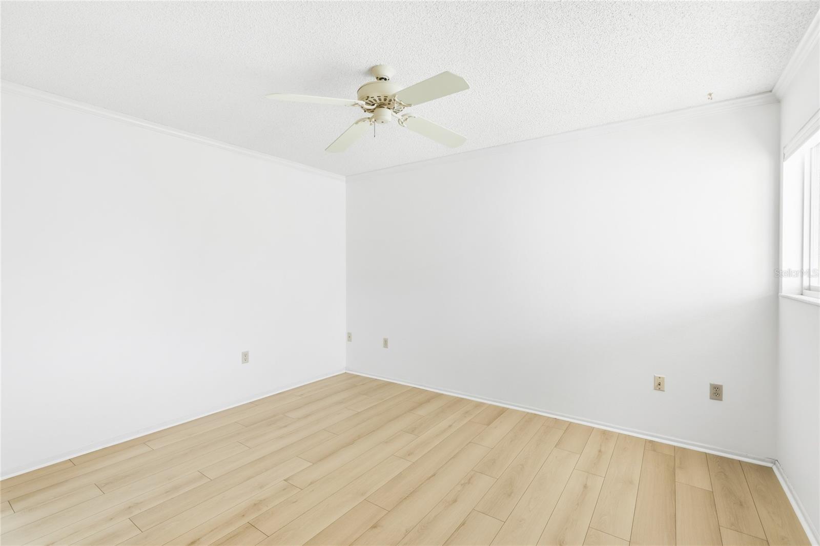 Image 24 of 42 For 3693 Bonaventure Court