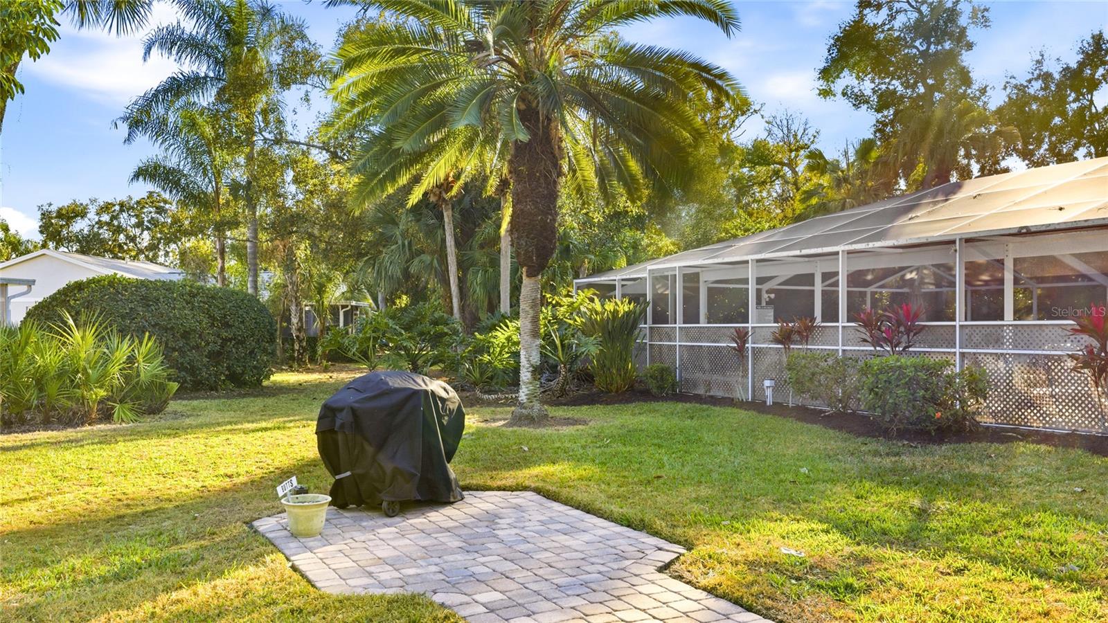 Image 32 of 42 For 3693 Bonaventure Court