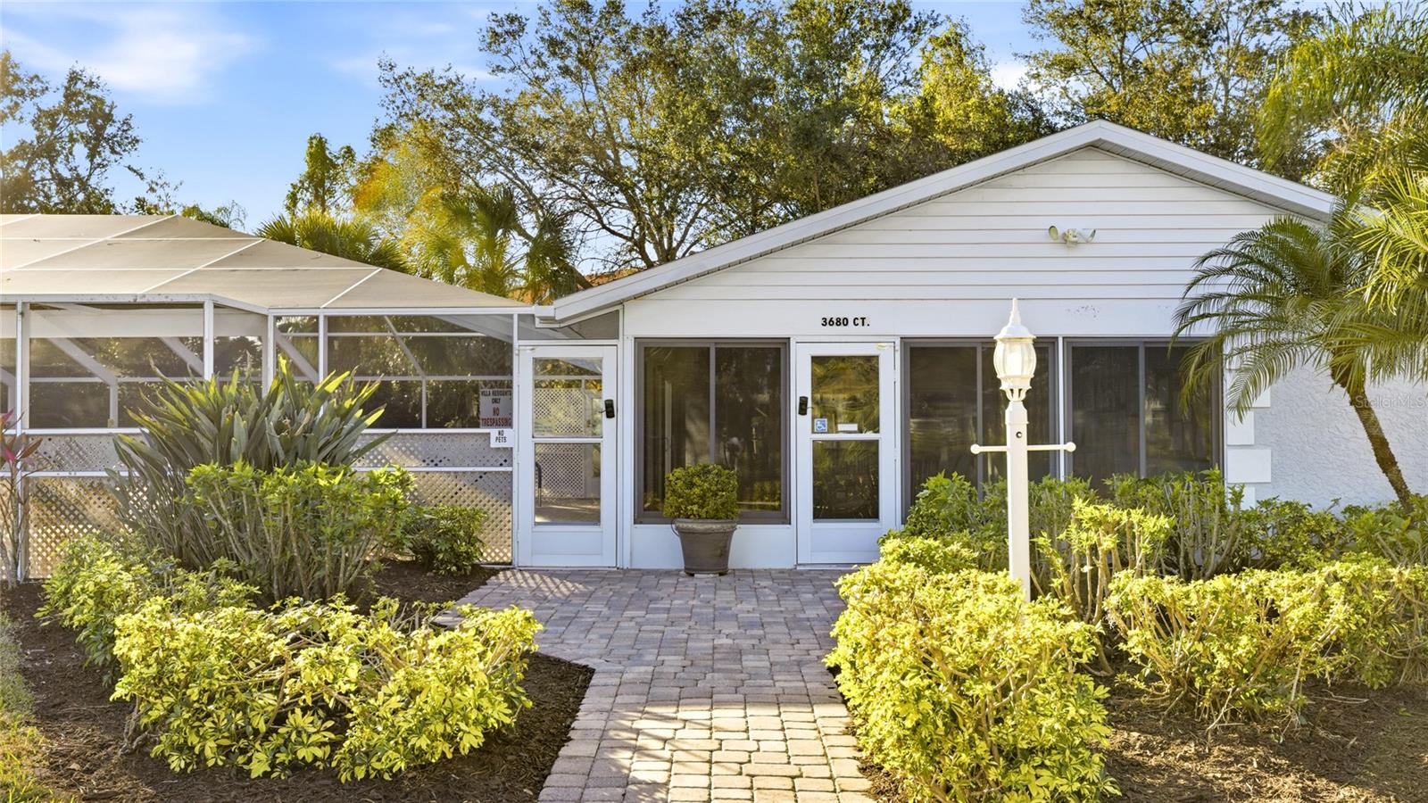 Image 33 of 42 For 3693 Bonaventure Court