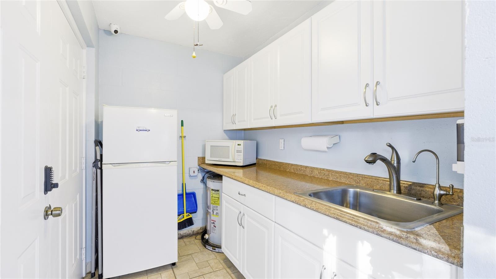 Image 37 of 42 For 3693 Bonaventure Court