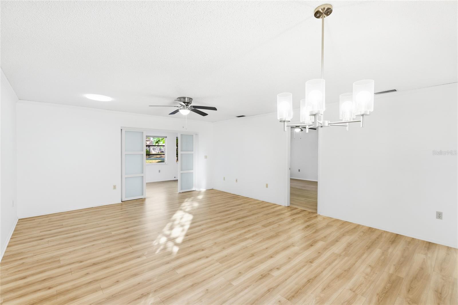 Image 8 of 42 For 3693 Bonaventure Court