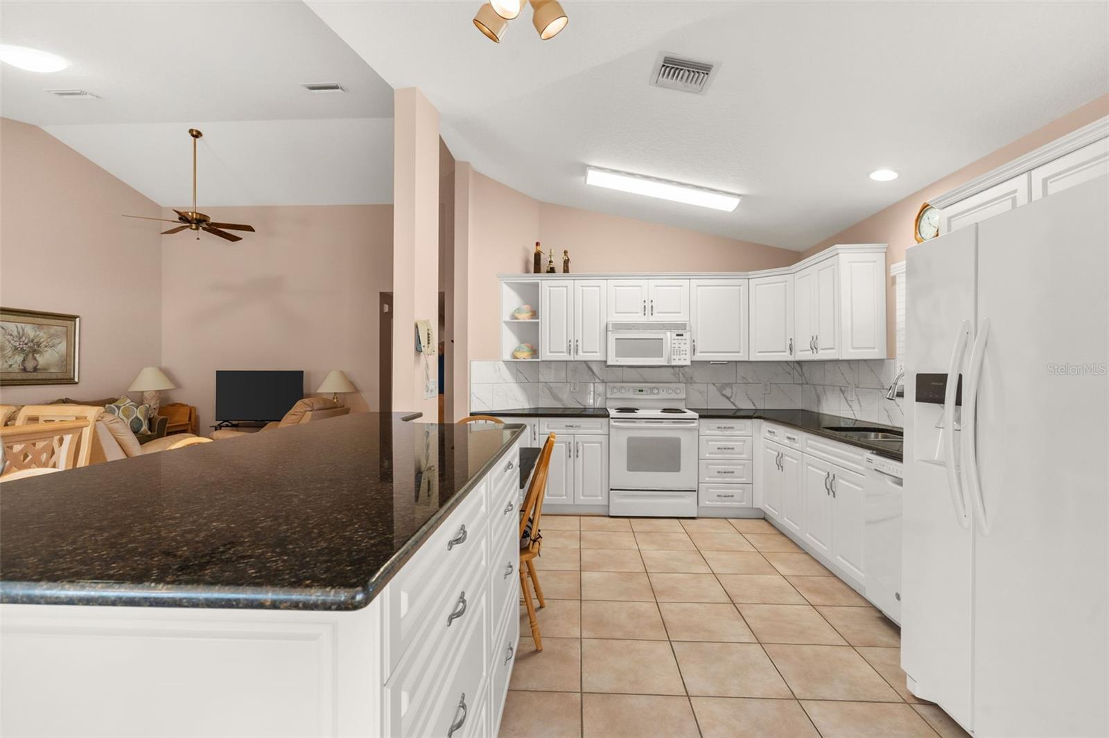 Image 13 of 55 For 2907 Captains Court