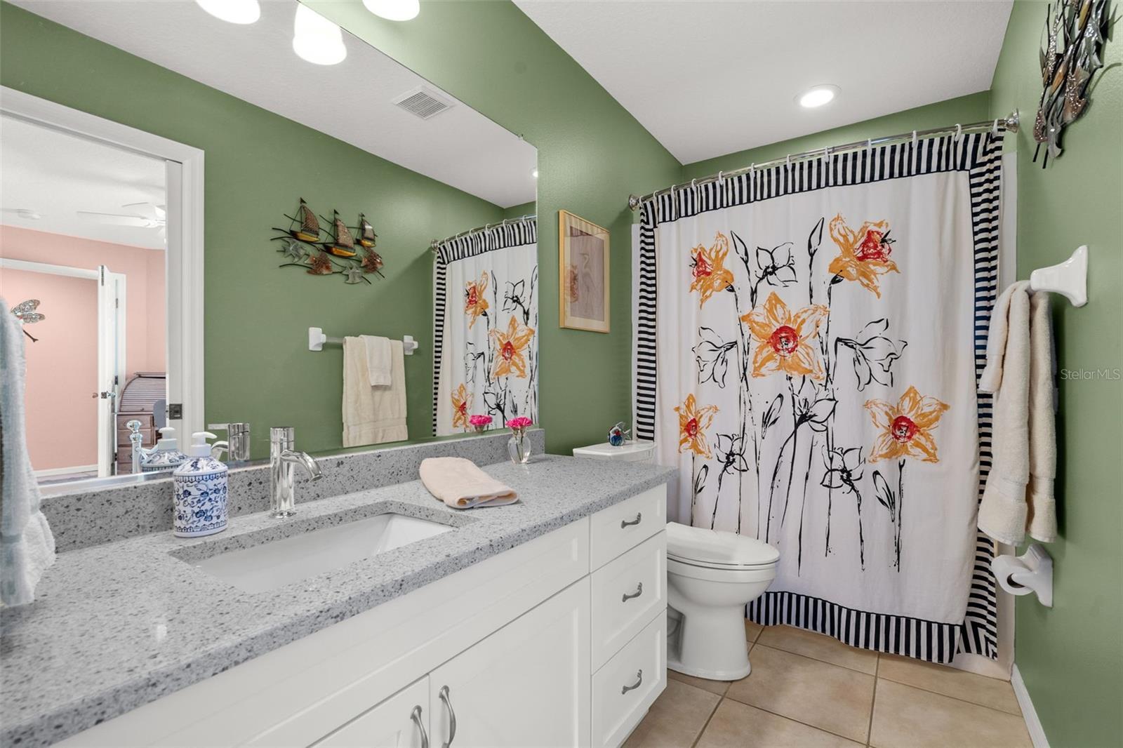 Image 25 of 55 For 2907 Captains Court