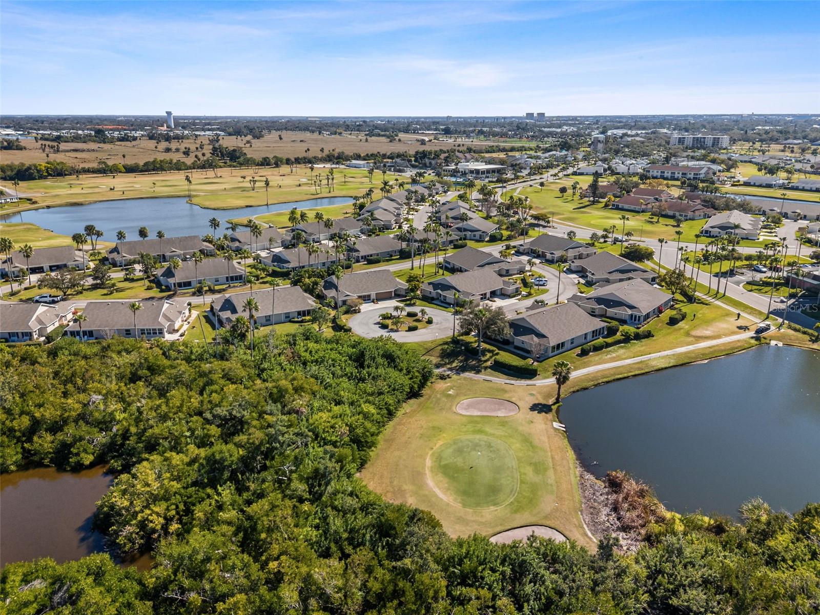 Image 37 of 55 For 2907 Captains Court