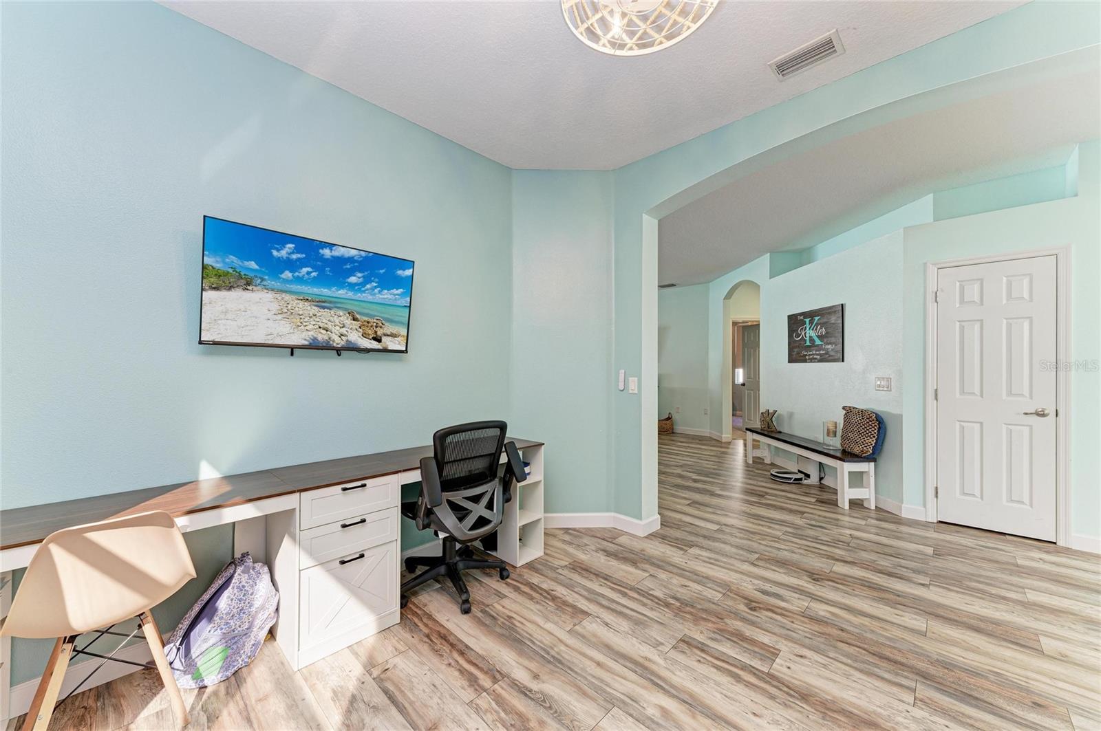 Image 10 of 59 For 6336 Golden Eye Glen