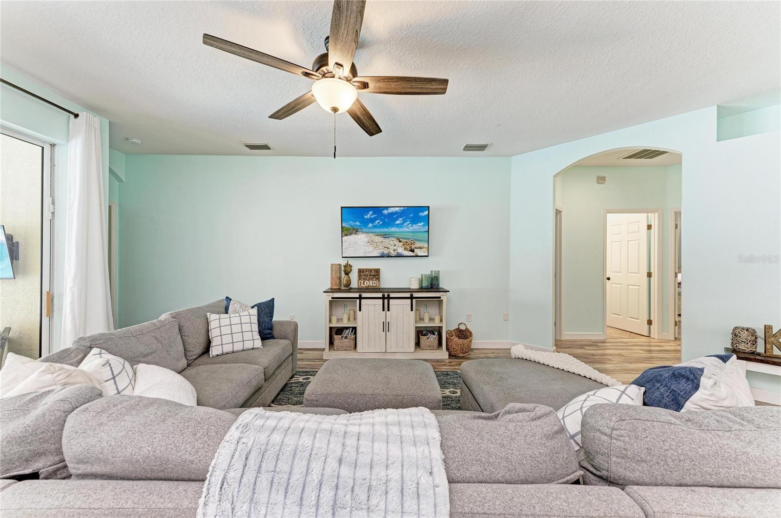 Image 13 of 59 For 6336 Golden Eye Glen