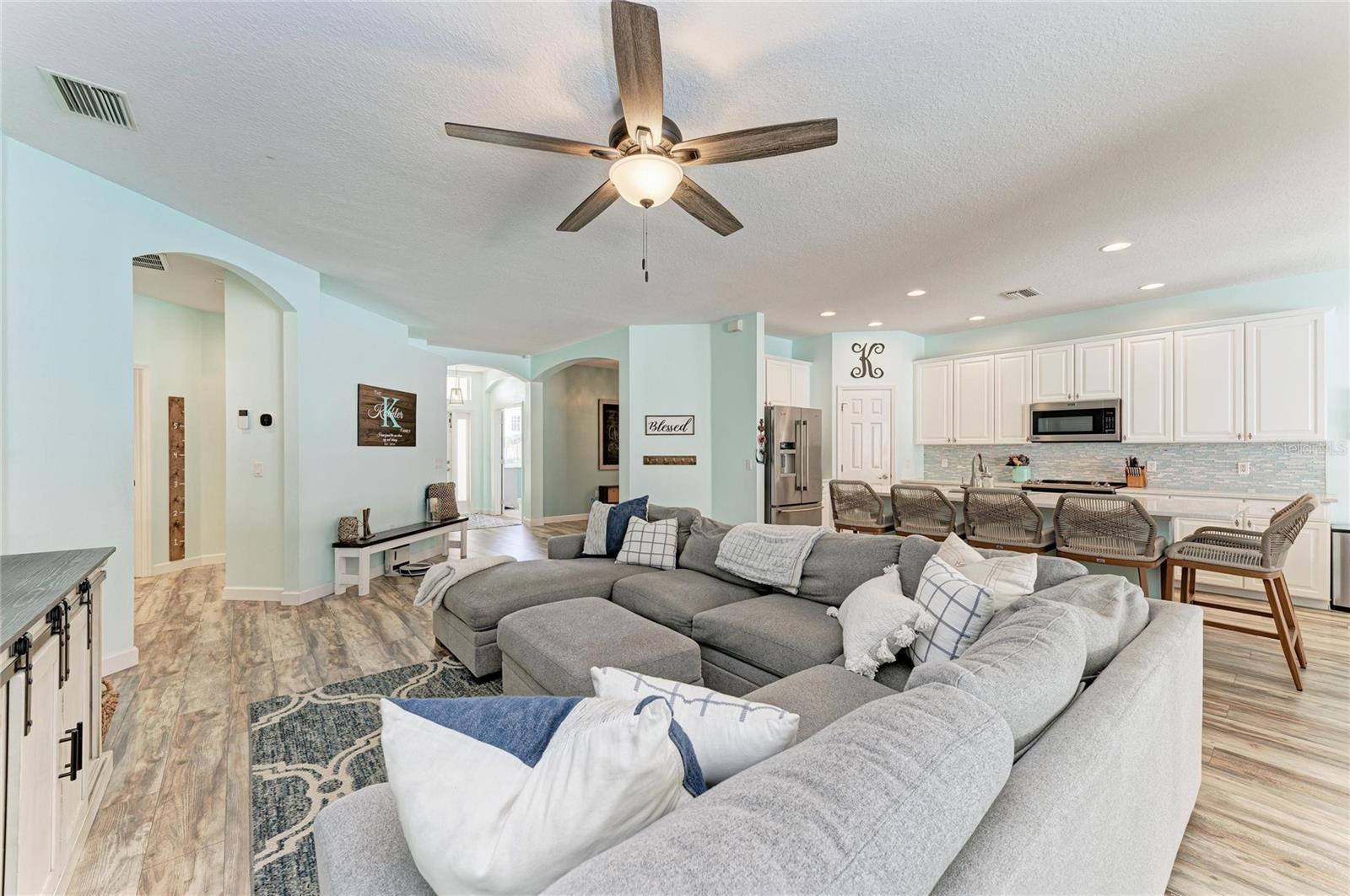 Image 14 of 59 For 6336 Golden Eye Glen