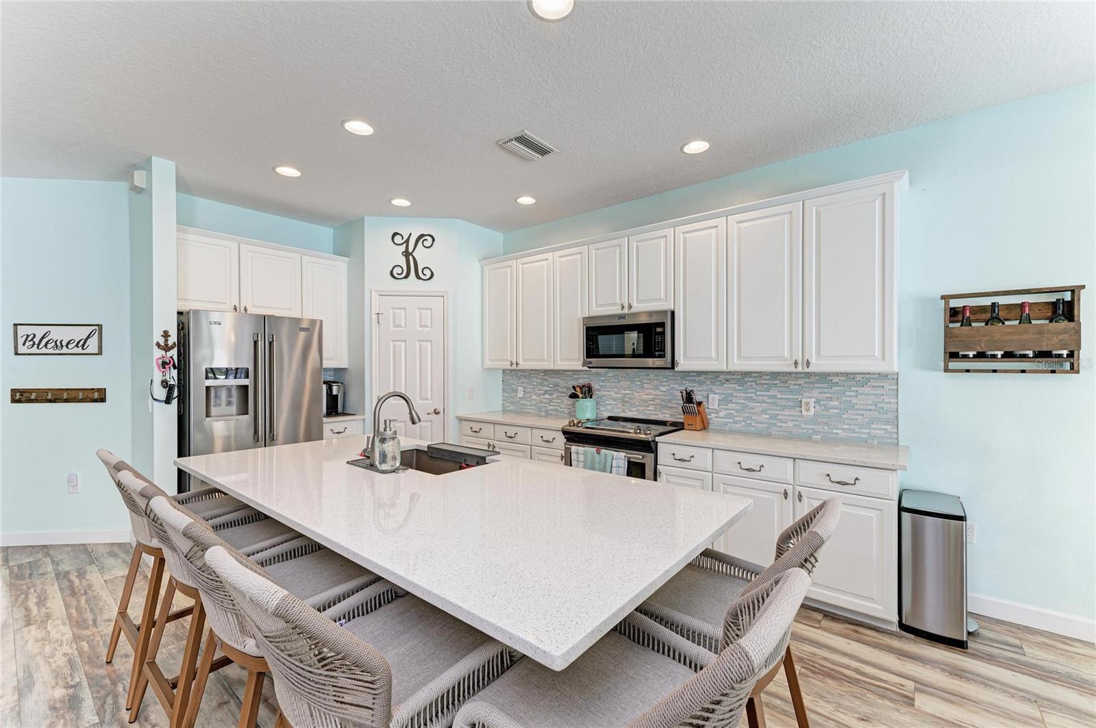 Image 20 of 59 For 6336 Golden Eye Glen