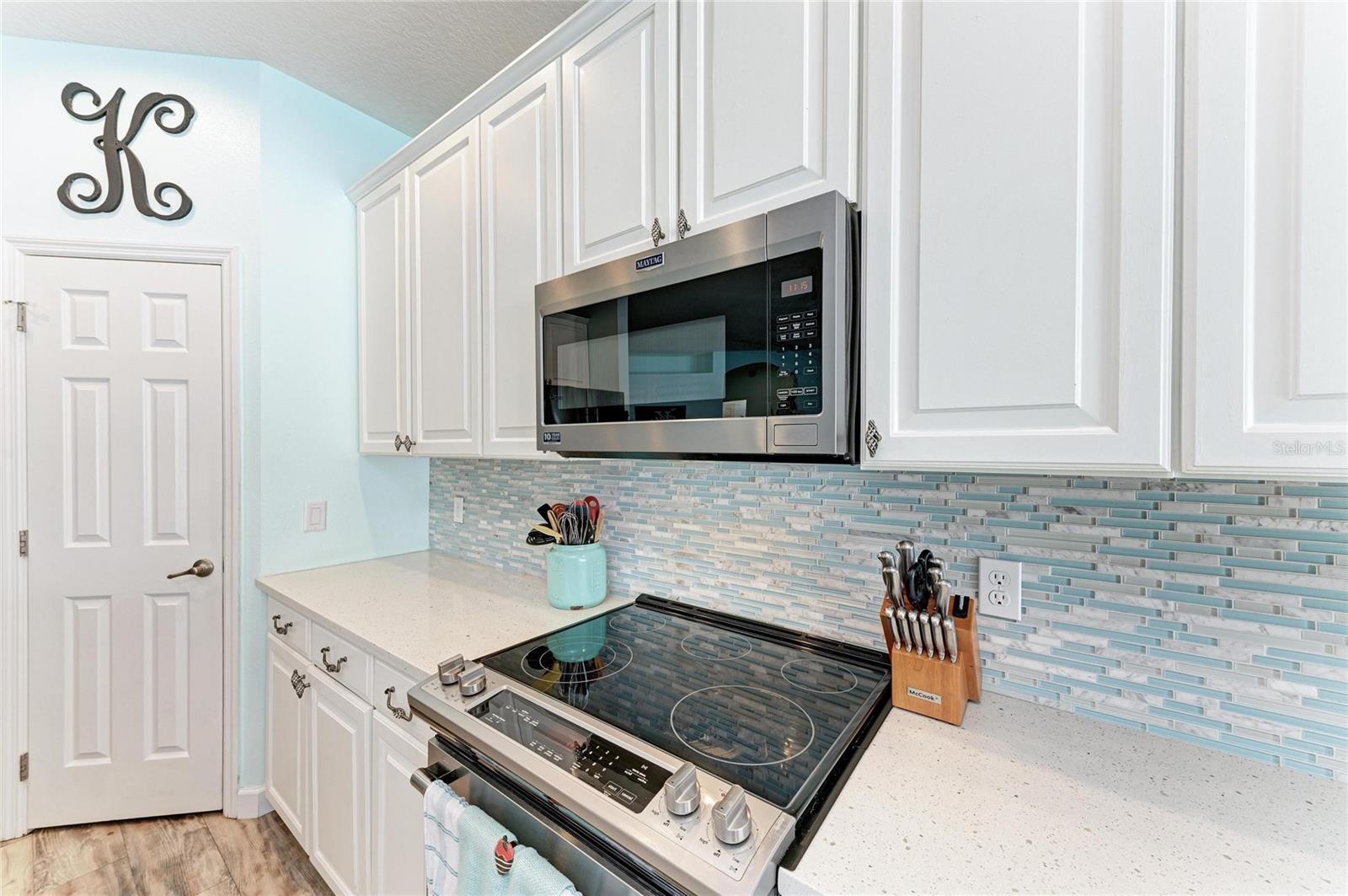 Image 23 of 59 For 6336 Golden Eye Glen