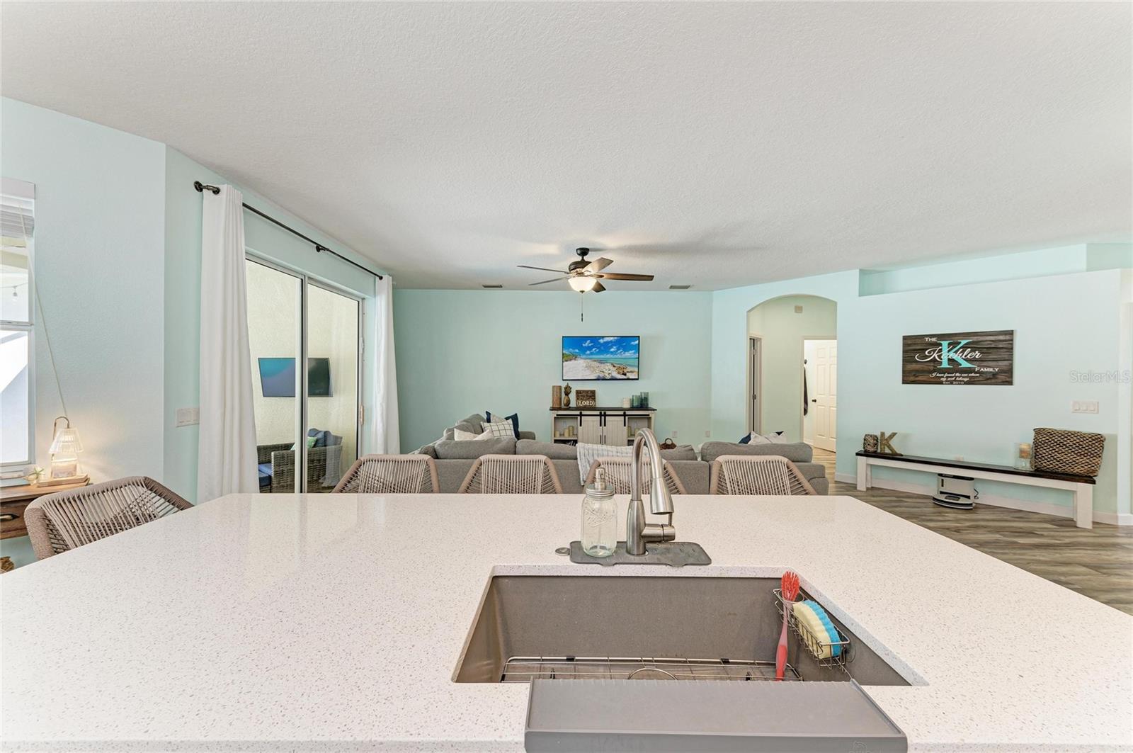 Image 24 of 59 For 6336 Golden Eye Glen