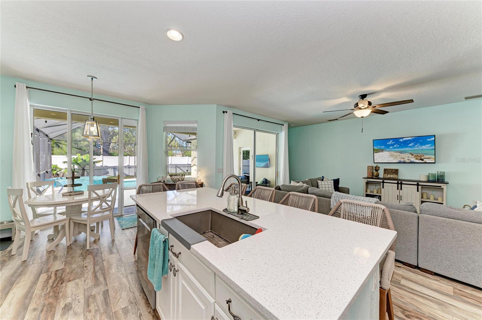 Image 25 of 59 For 6336 Golden Eye Glen