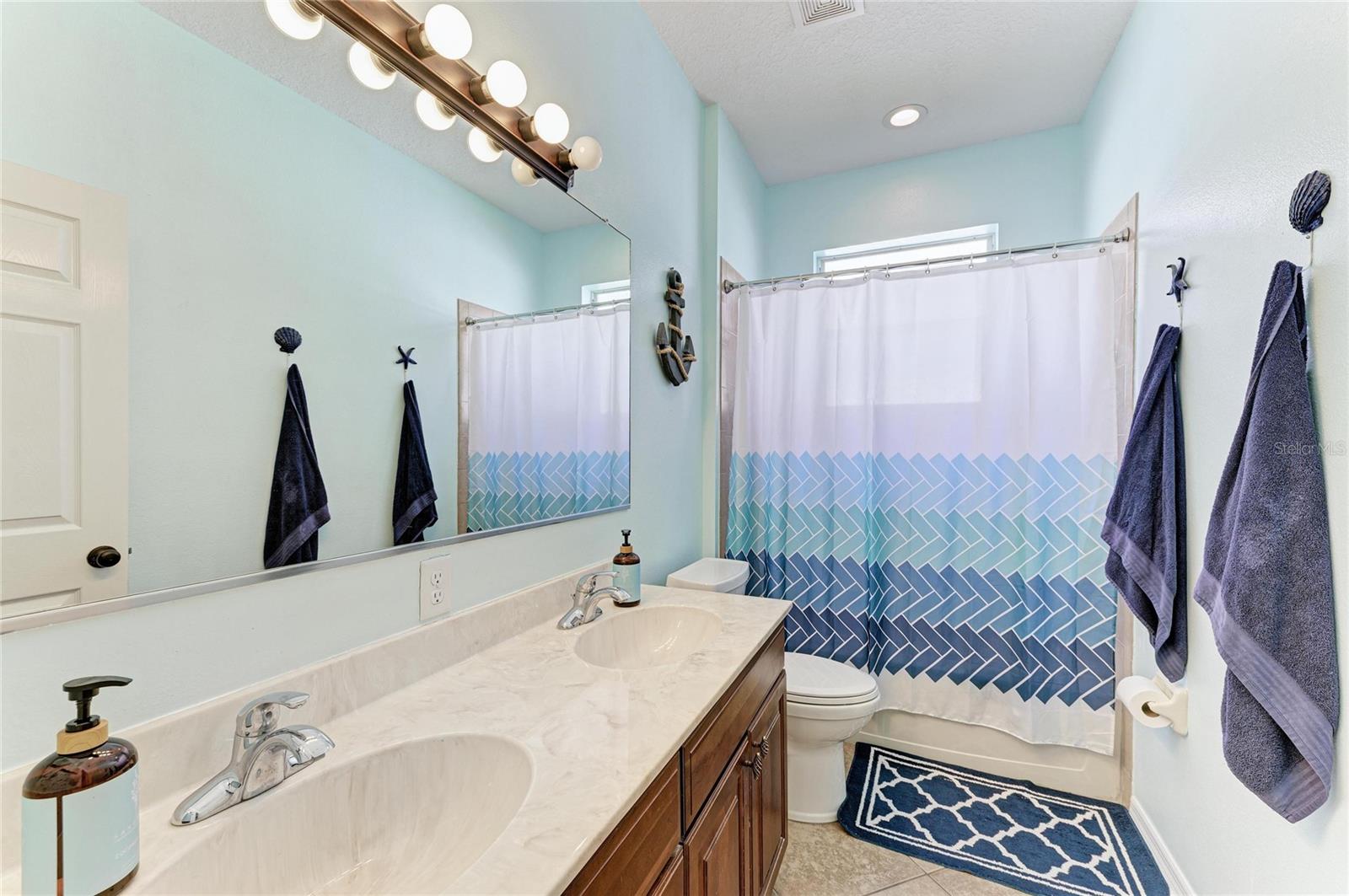 Image 33 of 59 For 6336 Golden Eye Glen