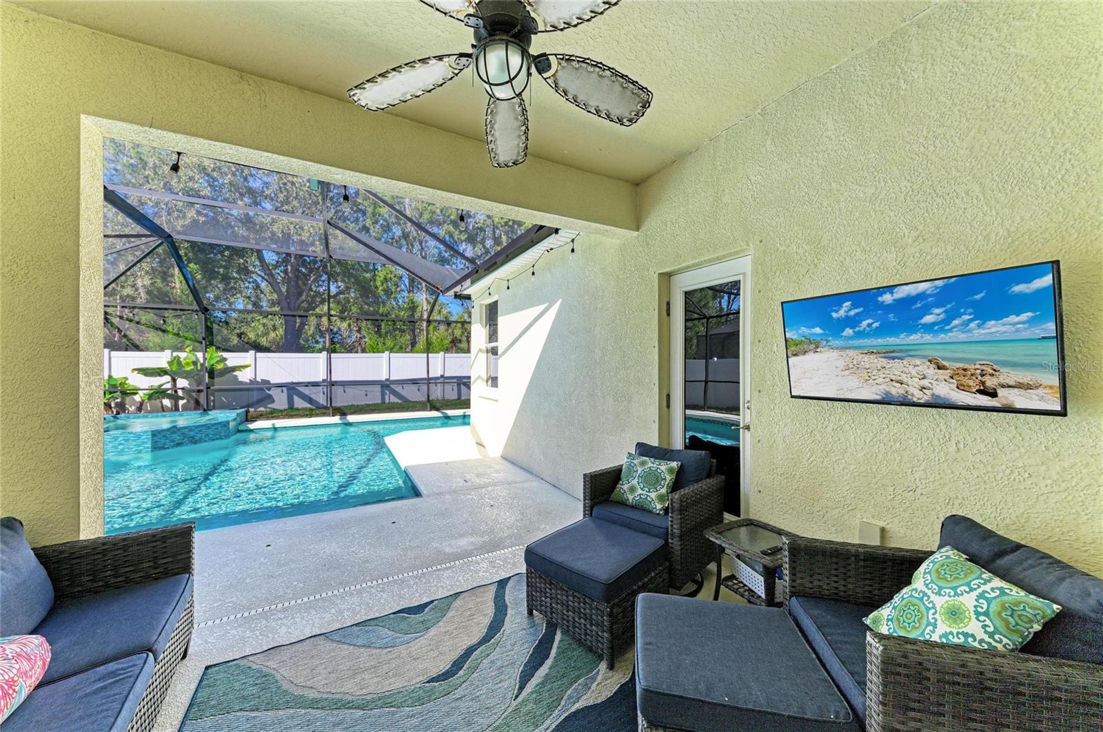 Image 37 of 59 For 6336 Golden Eye Glen