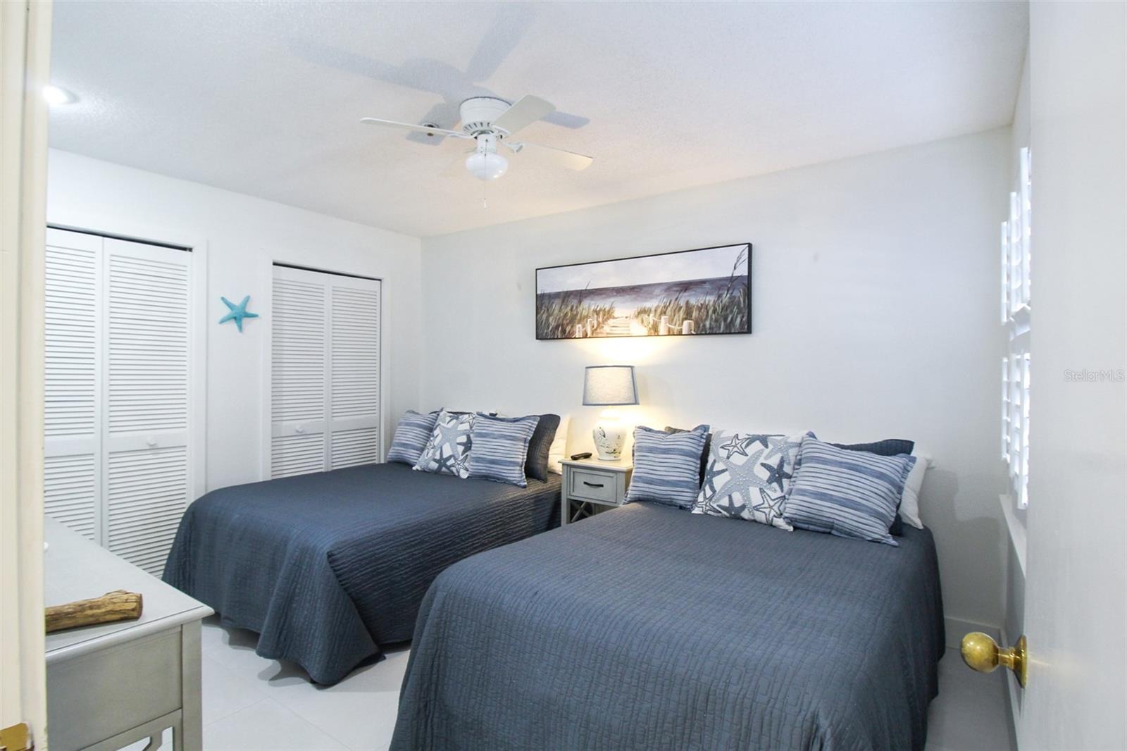 Image 7 of 33 For 1291 Siesta Bayside Drive 1291a