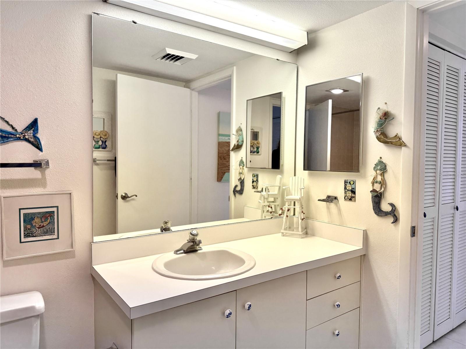 Image 19 of 64 For 1105 Gulf Of Mexico Drive 401