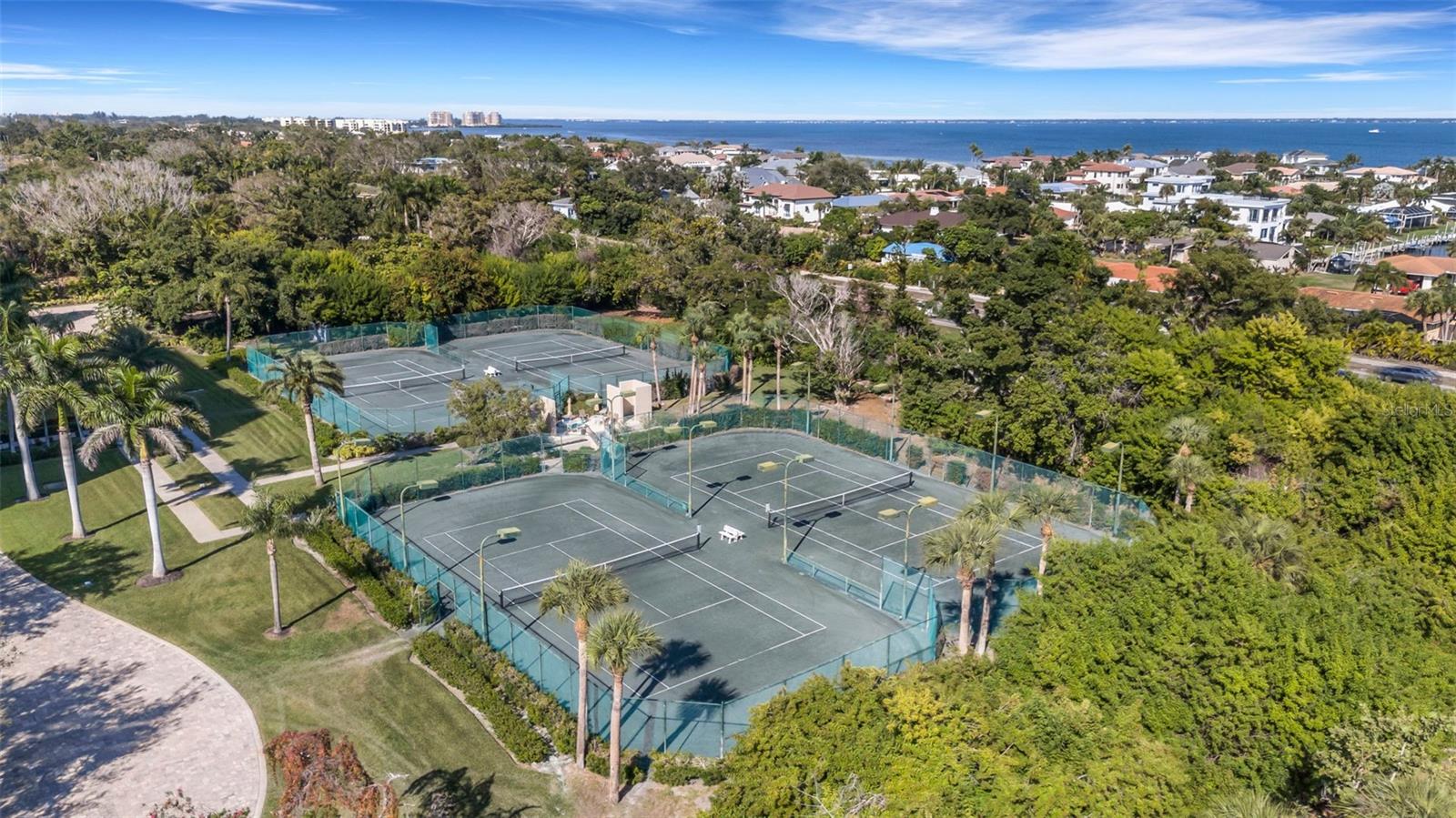 Image 36 of 64 For 1105 Gulf Of Mexico Drive 401