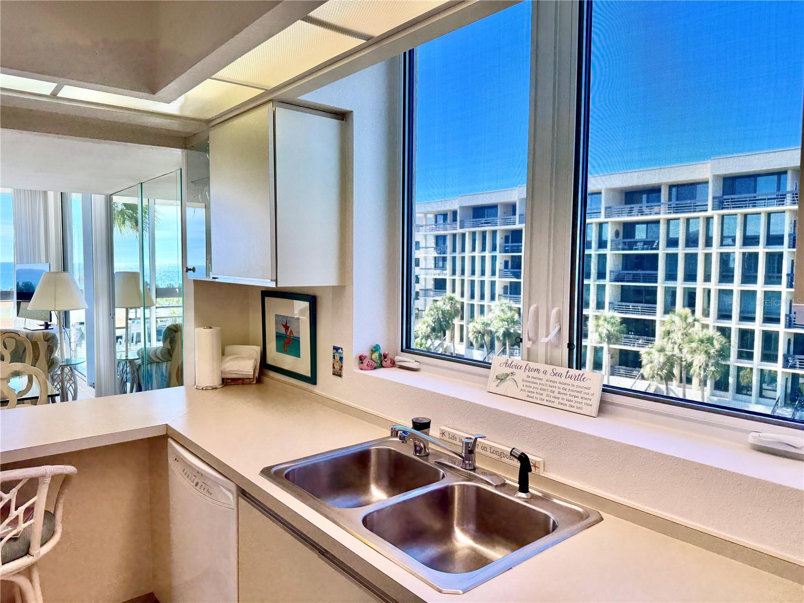 Image 7 of 64 For 1105 Gulf Of Mexico Drive 401