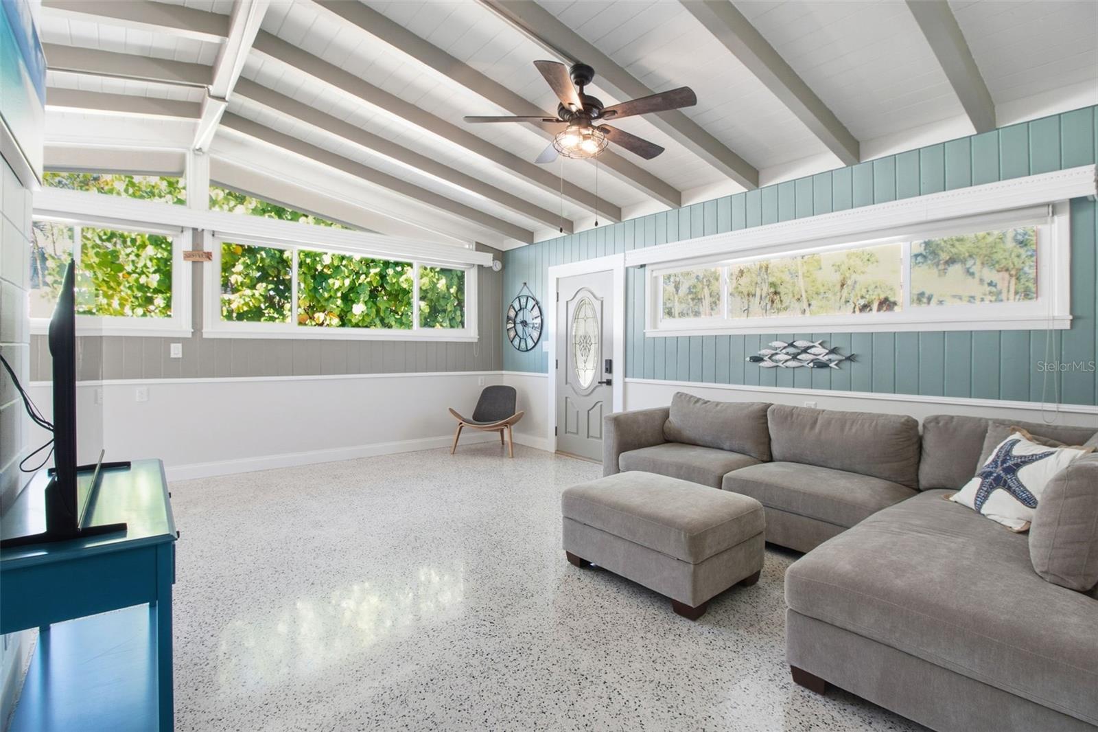 Image 11 of 28 For 4626 Gleason Avenue