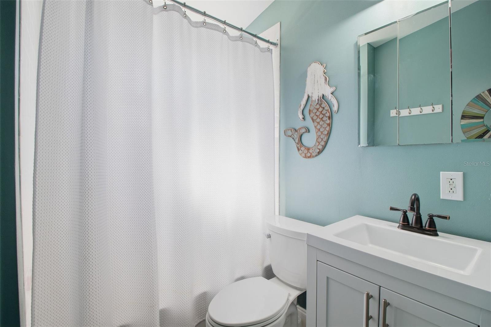 Image 20 of 28 For 4626 Gleason Avenue