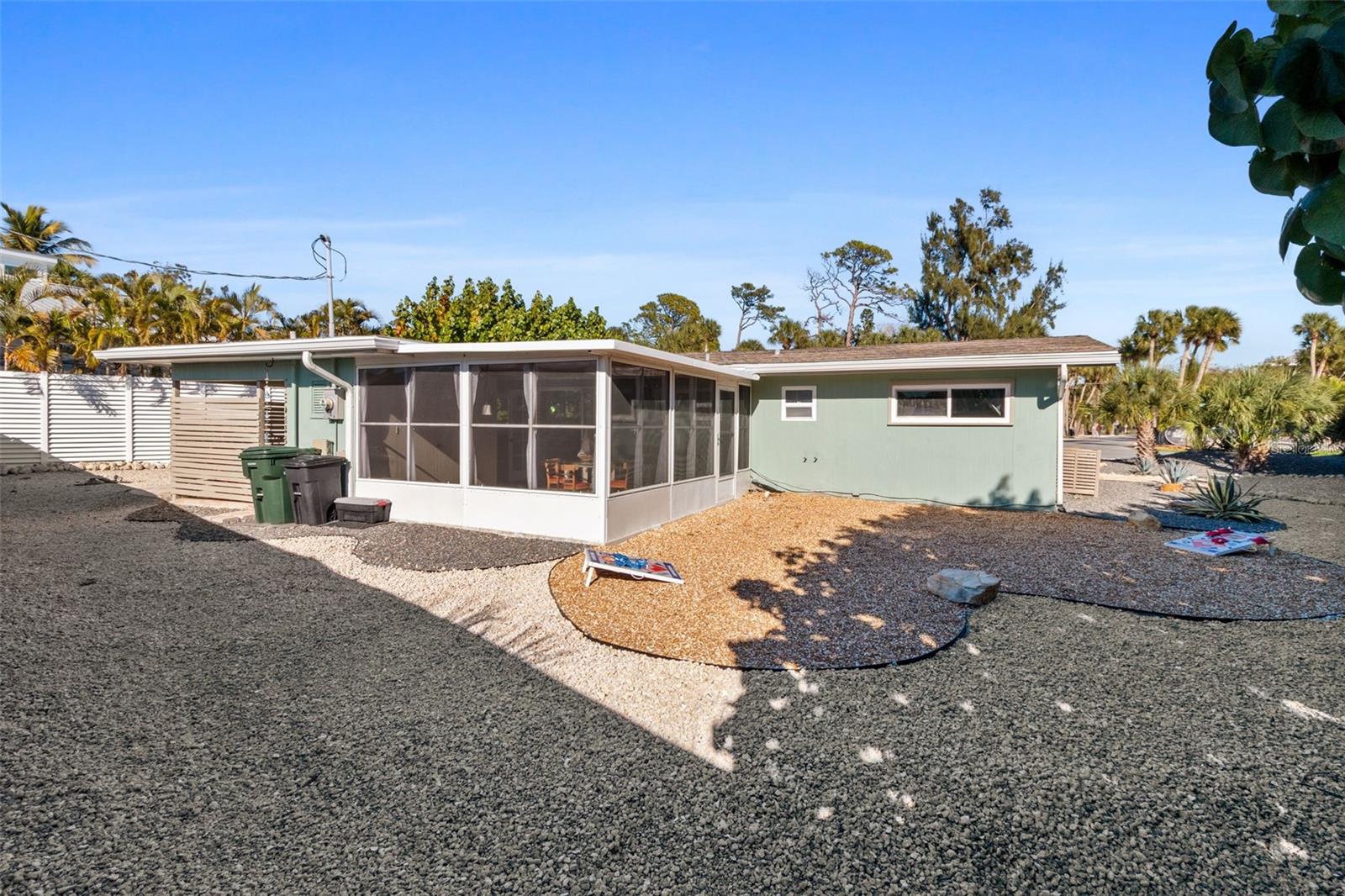 Image 27 of 28 For 4626 Gleason Avenue