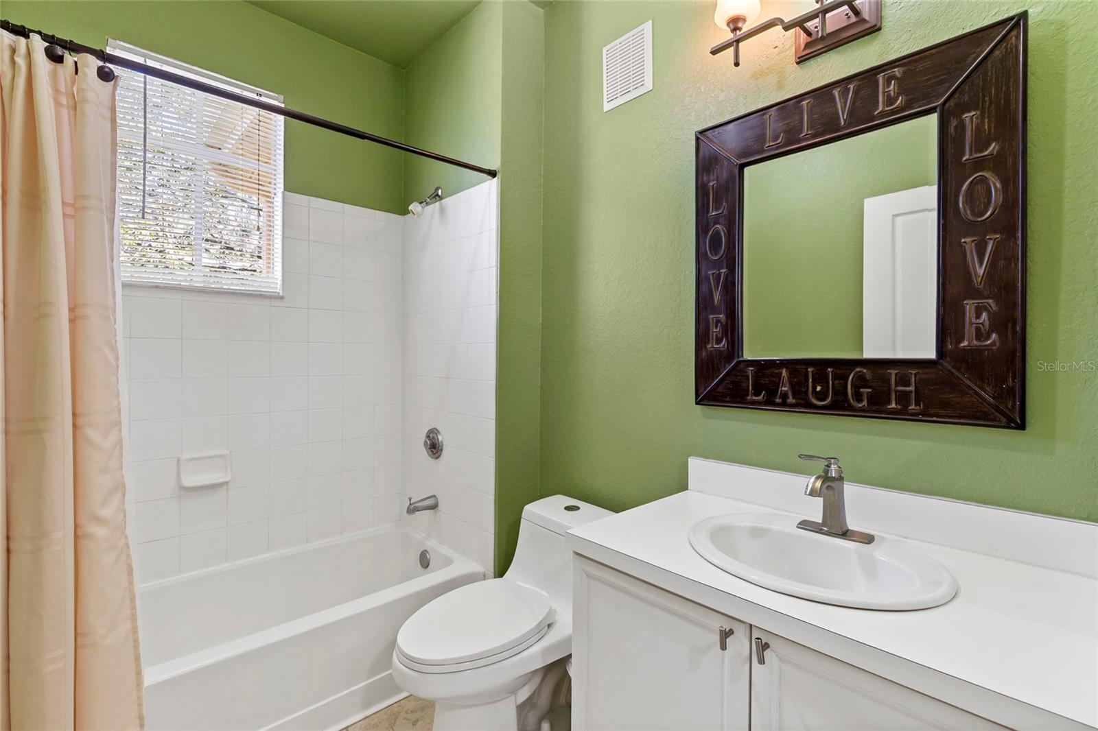 Image 13 of 25 For 5125 Palm Springs Boulevard 11208