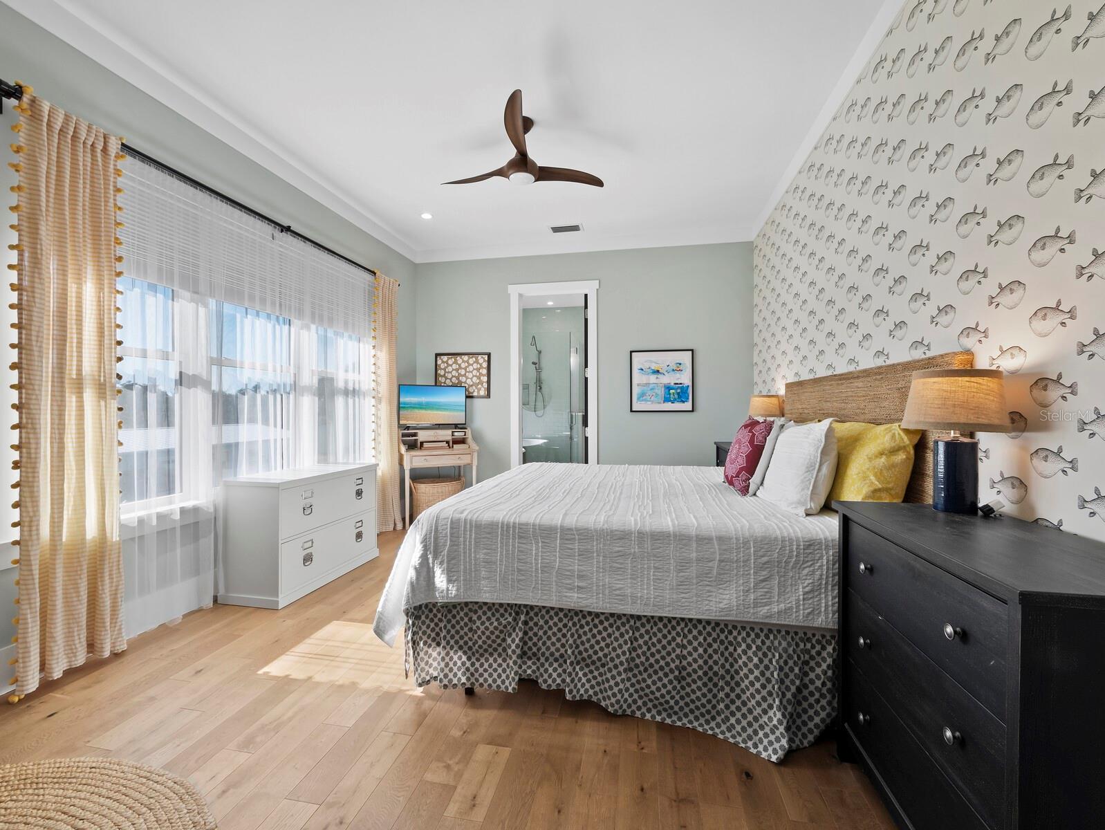 Image 27 of 53 For 758 Saint Judes Drive N